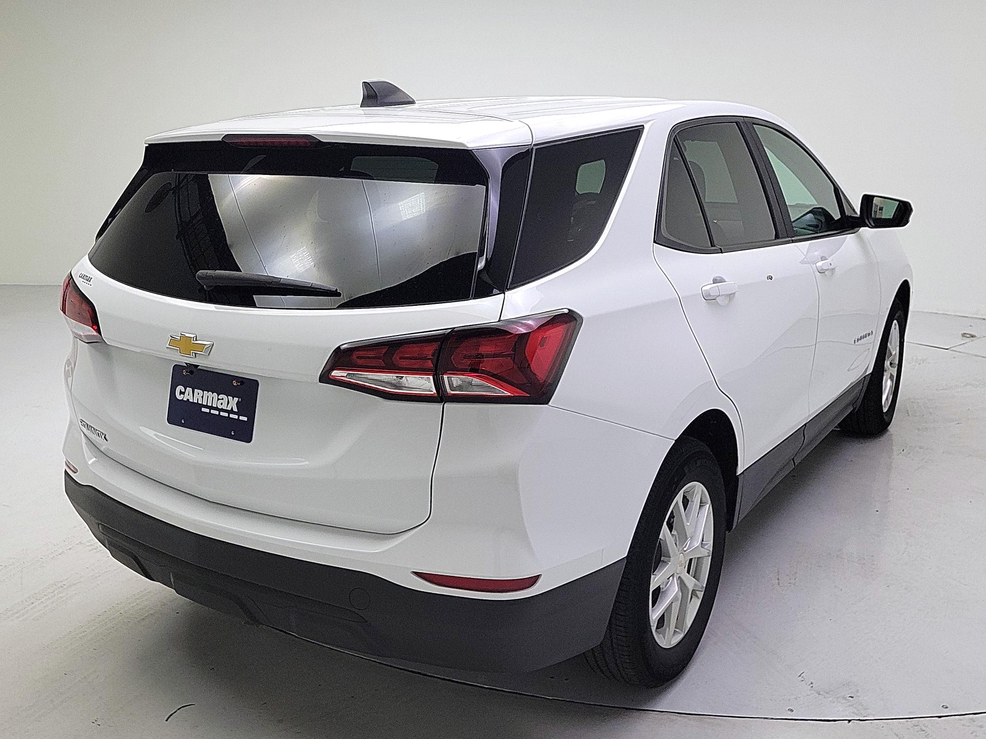 Thumbnail: 2022 Chevrolet Equinox - 5