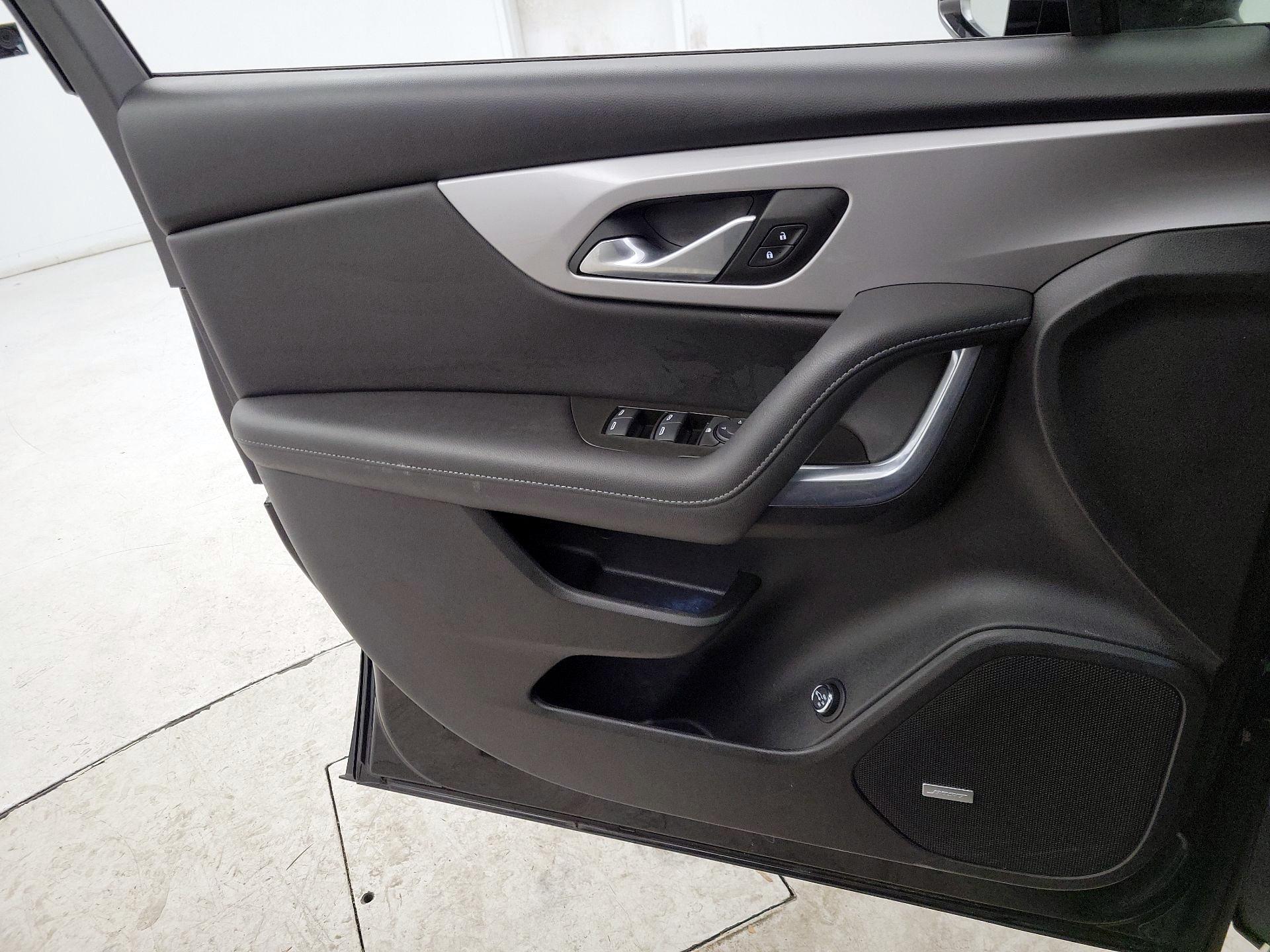 Thumbnail: 2022 Chevrolet Blazer - 12