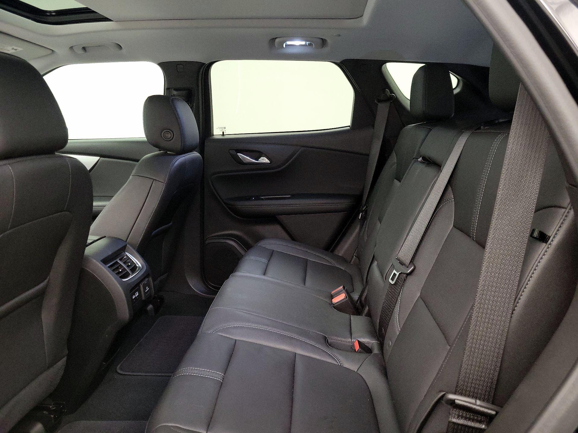 Thumbnail: 2022 Chevrolet Blazer - 20