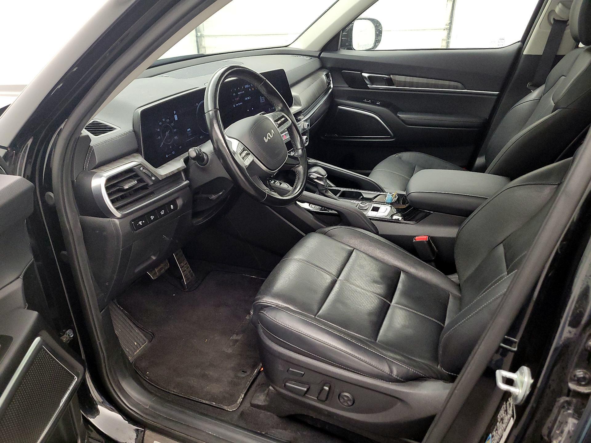 Thumbnail: 2023 Kia Telluride - 11