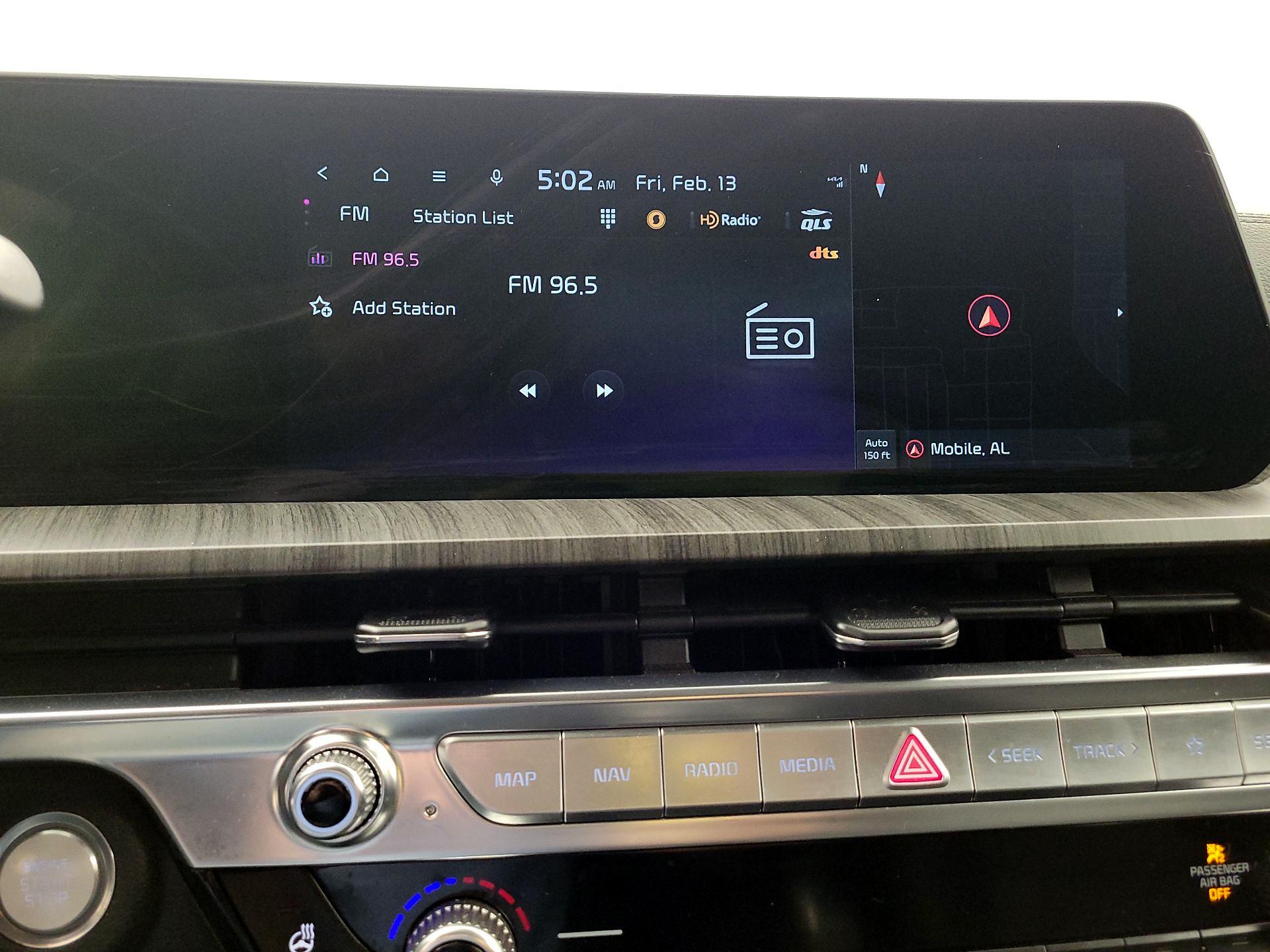 Thumbnail: 2023 Kia Telluride - 16