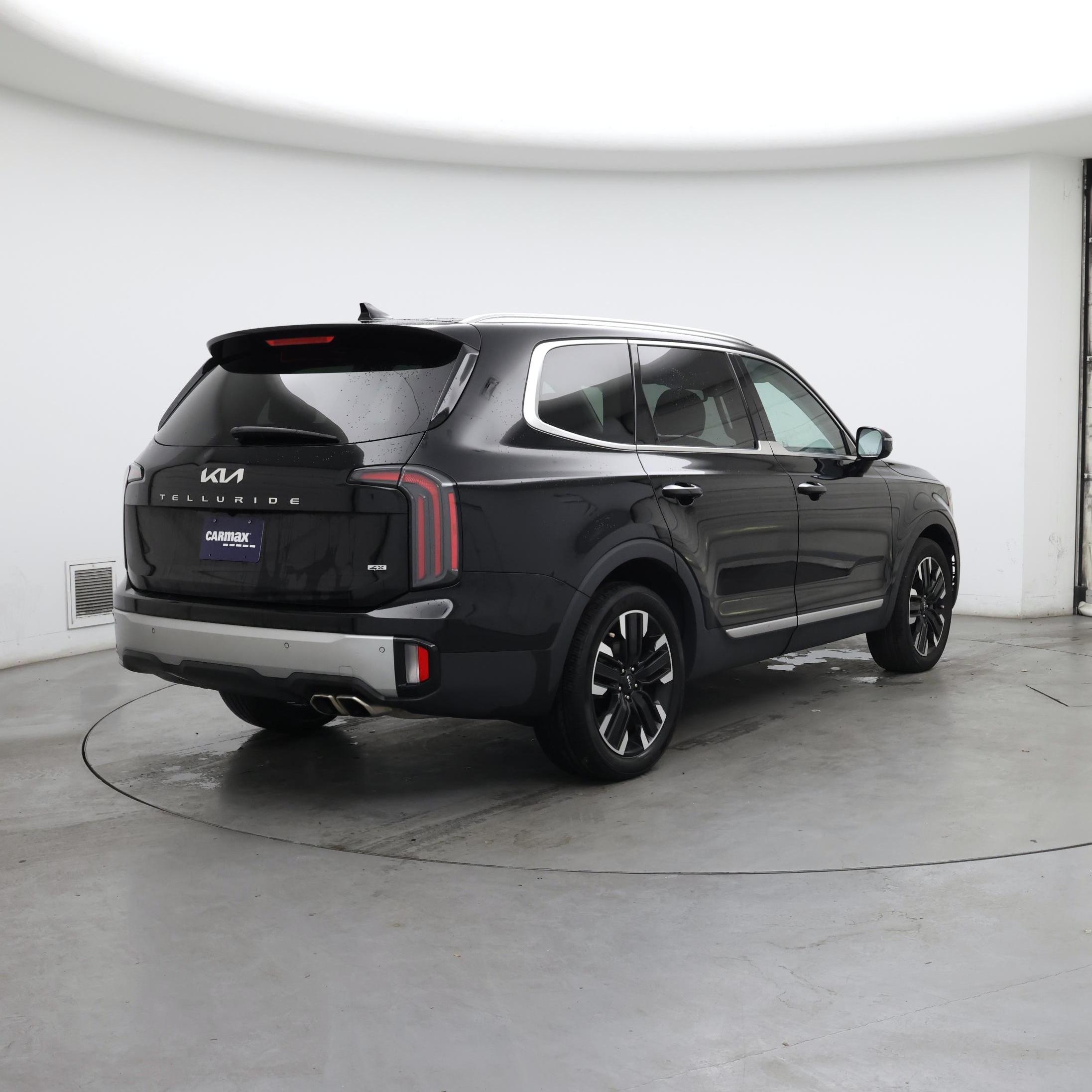 Thumbnail: 2023 Kia Telluride - 8