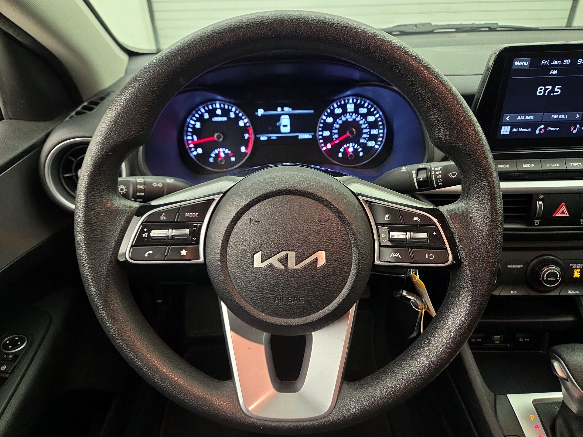 Thumbnail: 2023 Kia Forte - 10