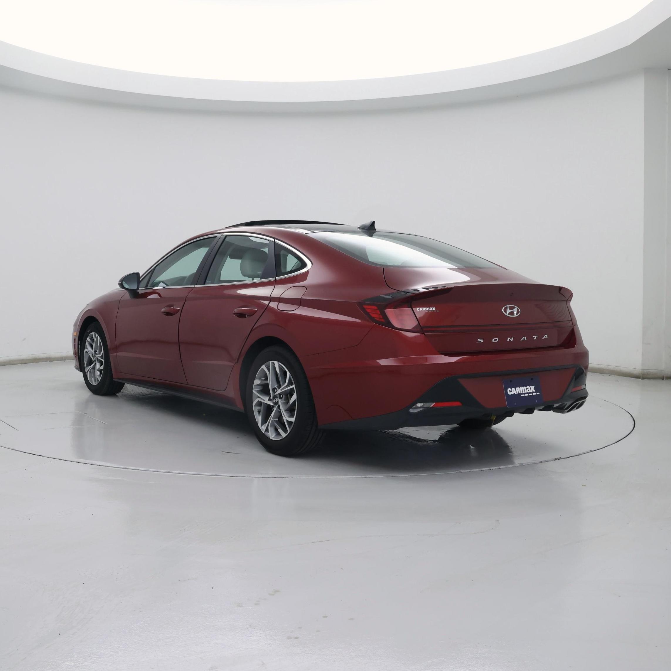 Thumbnail: 2023 Hyundai Sonata - 2