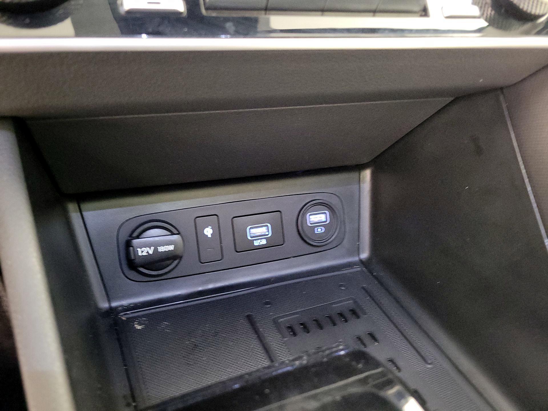 Thumbnail: 2023 Hyundai Sonata - 19