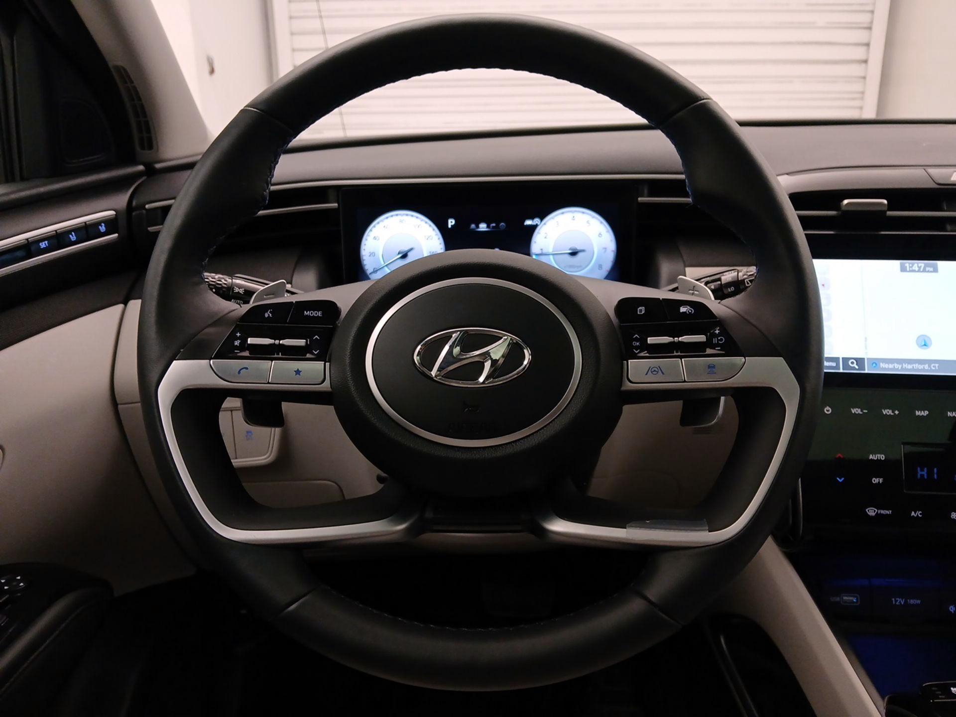 Thumbnail: 2023 Hyundai Tucson - 10