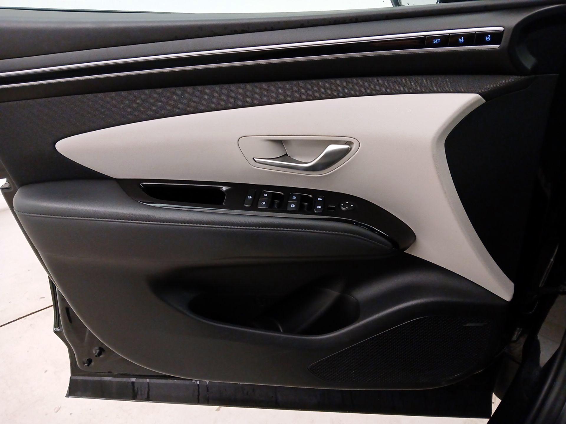 Thumbnail: 2023 Hyundai Tucson - 12