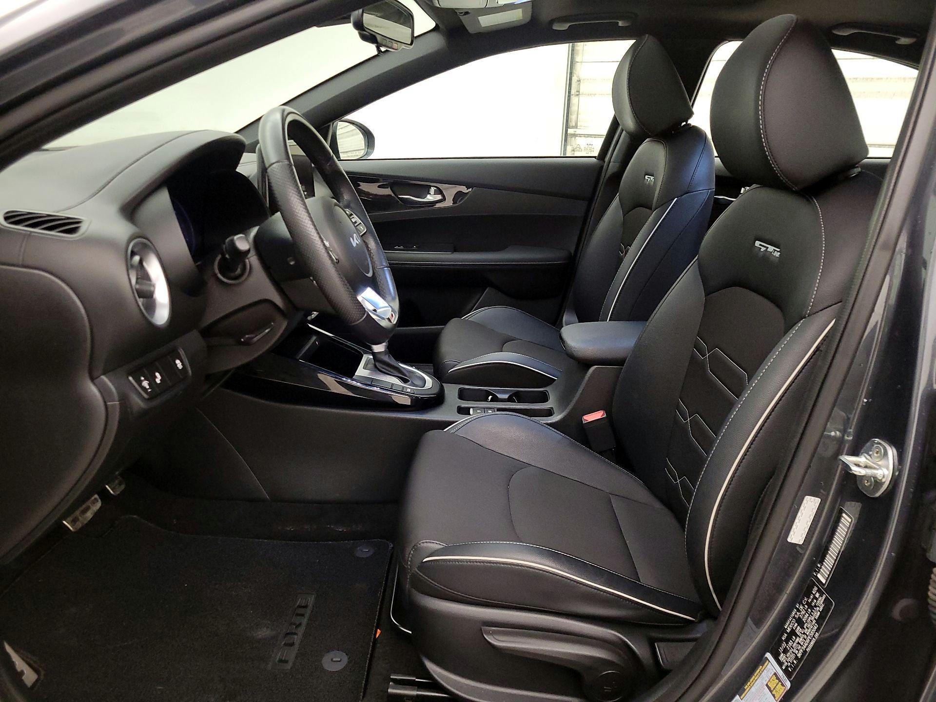 Thumbnail: 2023 Kia Forte - 11