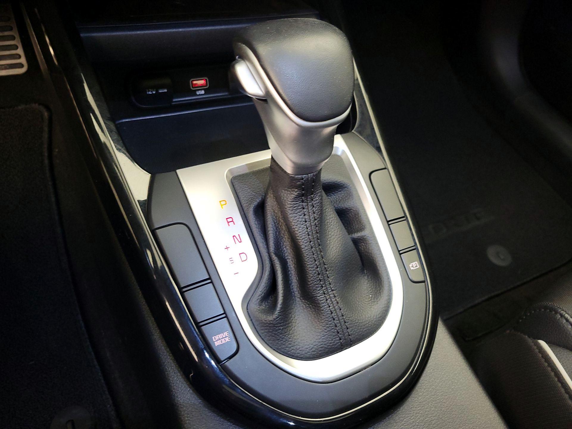 Thumbnail: 2023 Kia Forte - 17