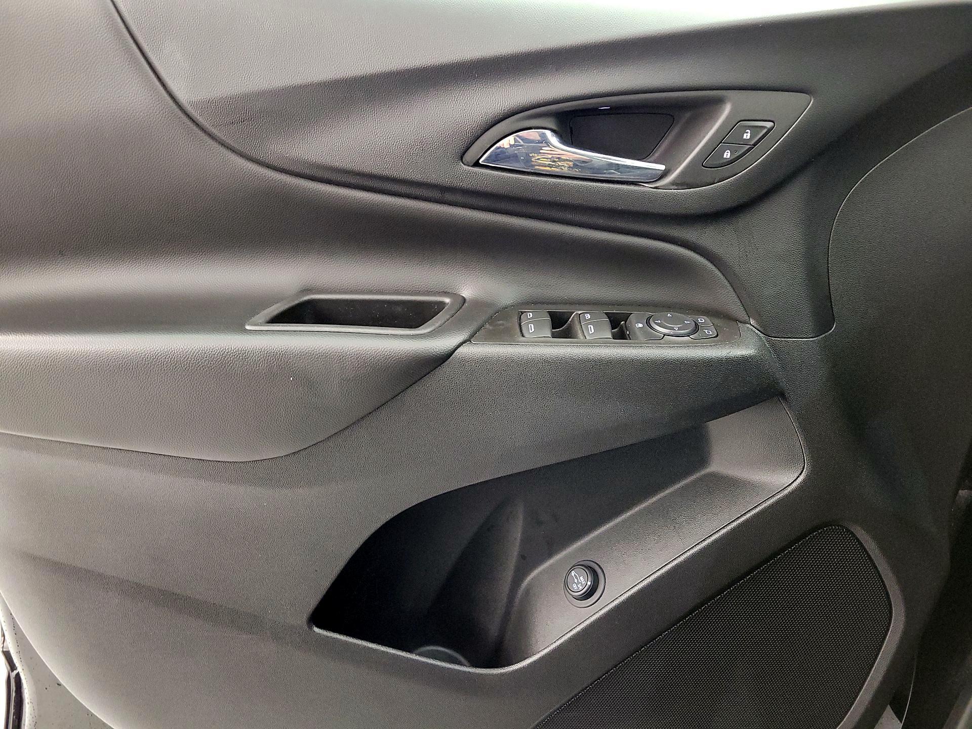 Thumbnail: 2022 Chevrolet Equinox - 12