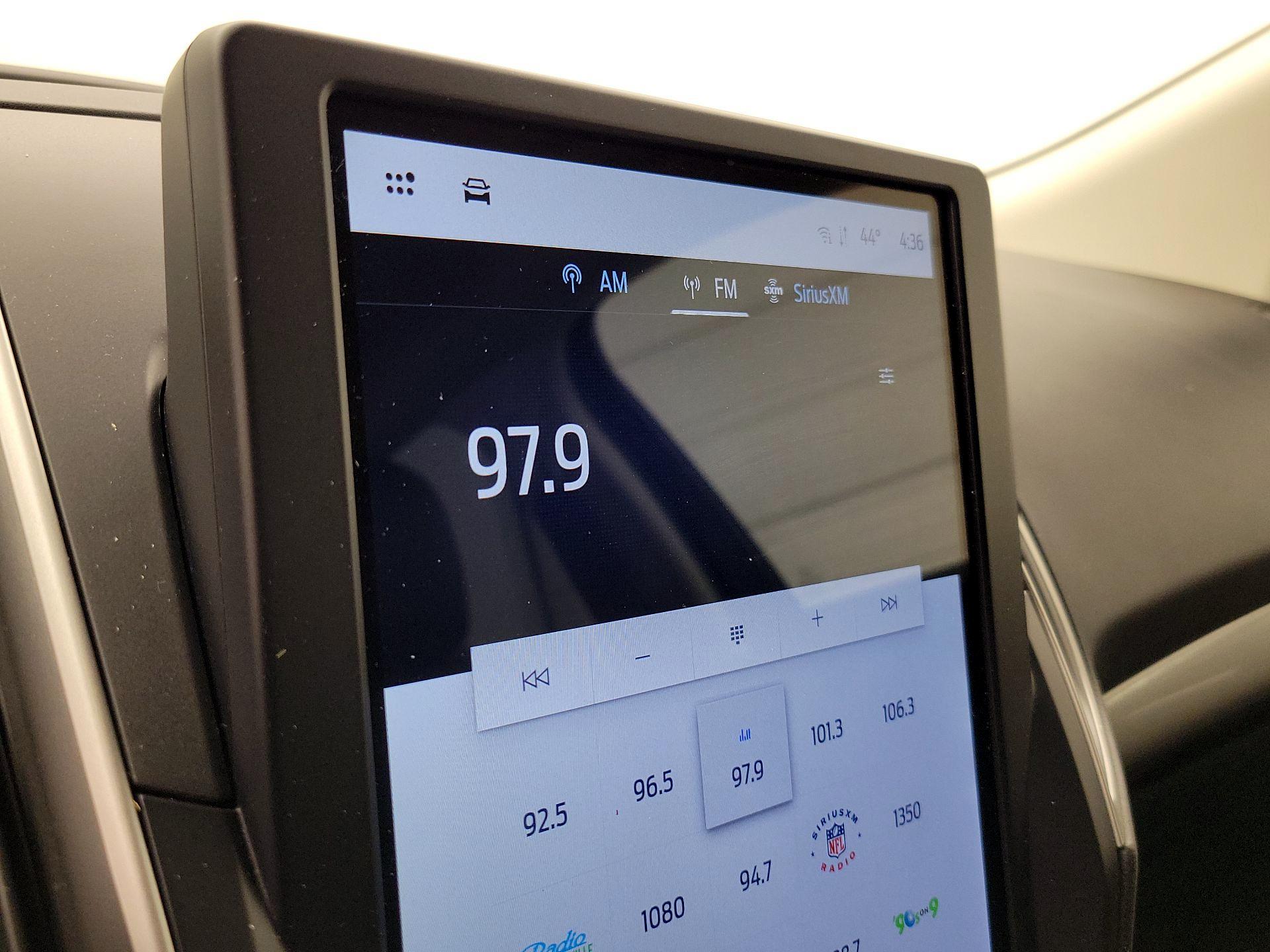 Thumbnail: 2023 Ford Edge - 15