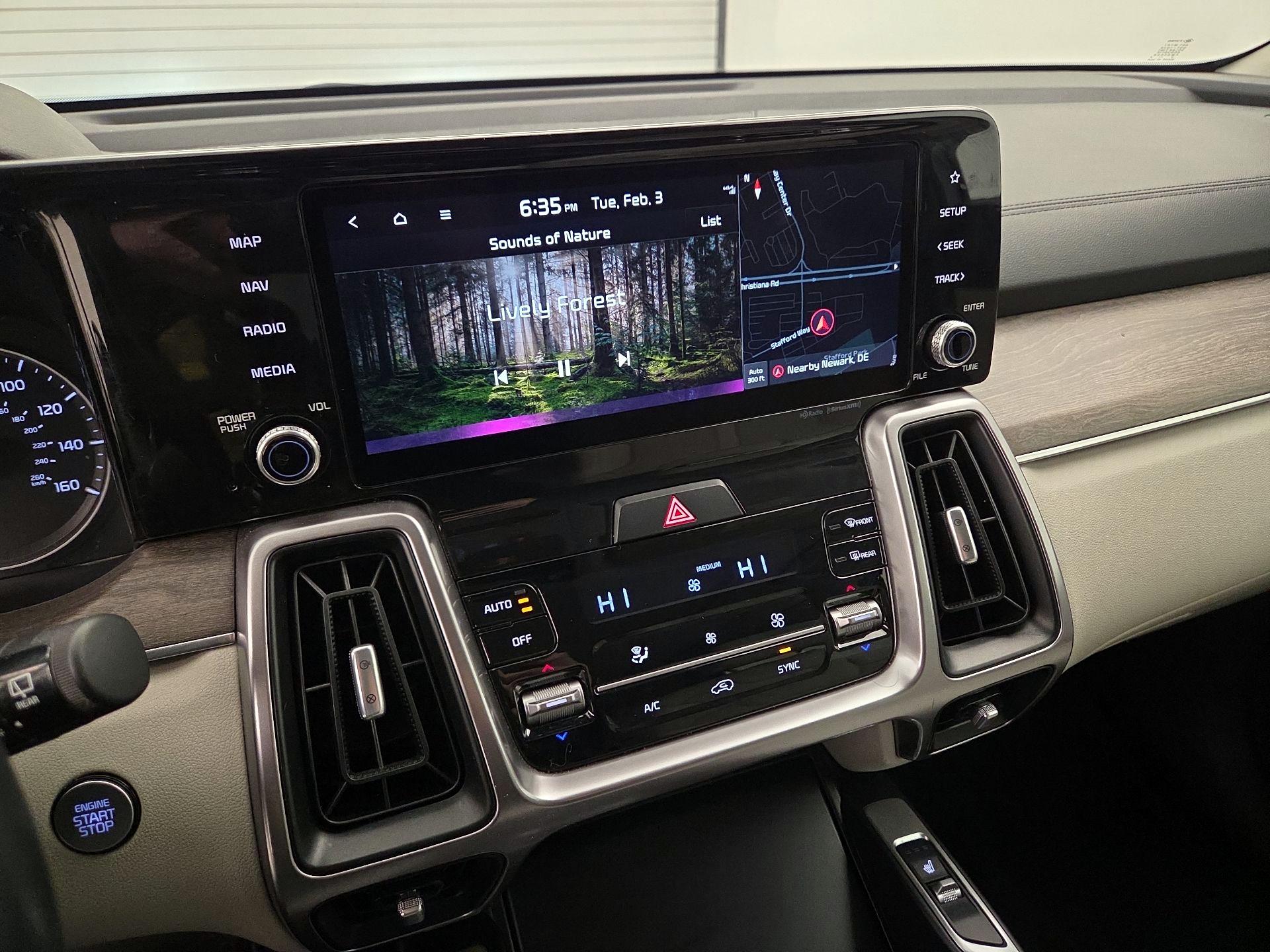 Thumbnail: 2023 Kia Sorento - 15