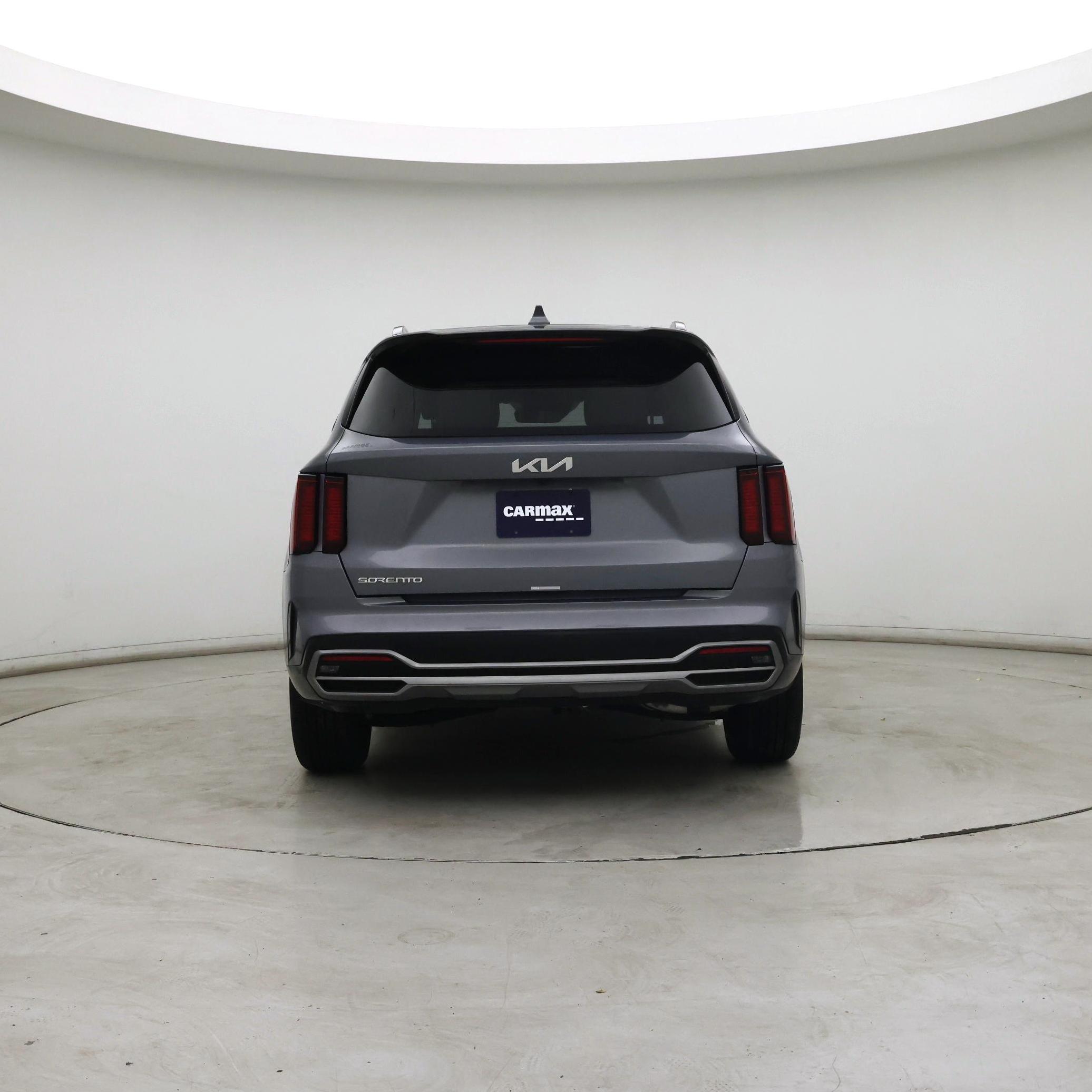 Thumbnail: 2023 Kia Sorento - 6