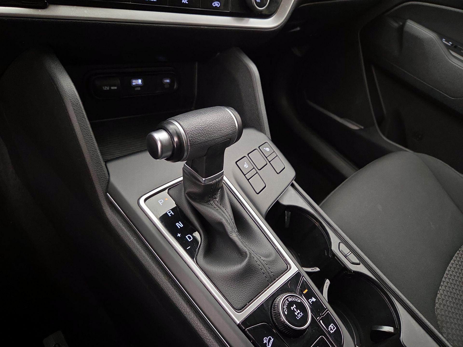 Thumbnail: 2023 Kia Sportage - 17