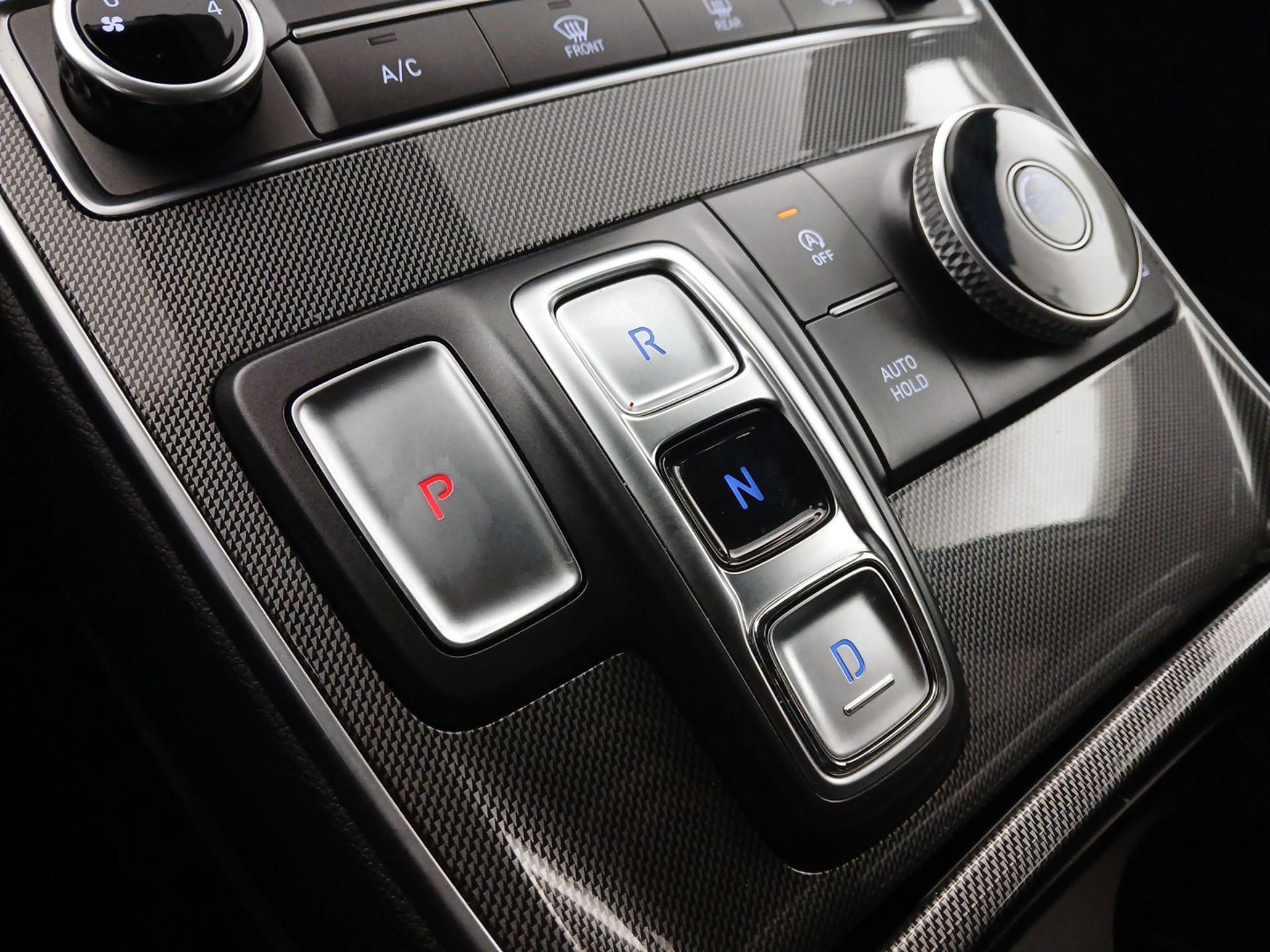 Thumbnail: 2023 Hyundai Santa Fe - 17