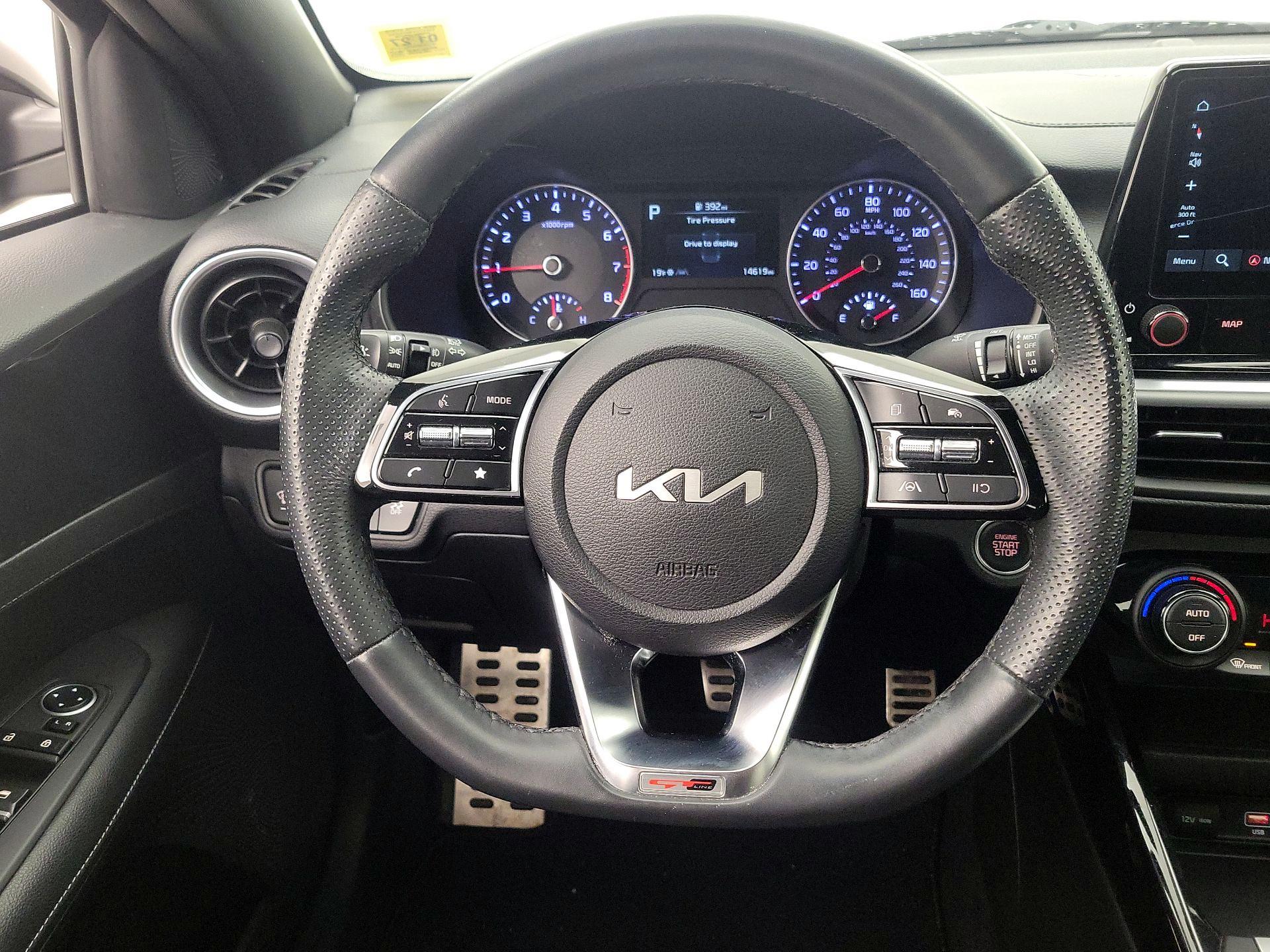 Thumbnail: 2023 Kia Forte - 10