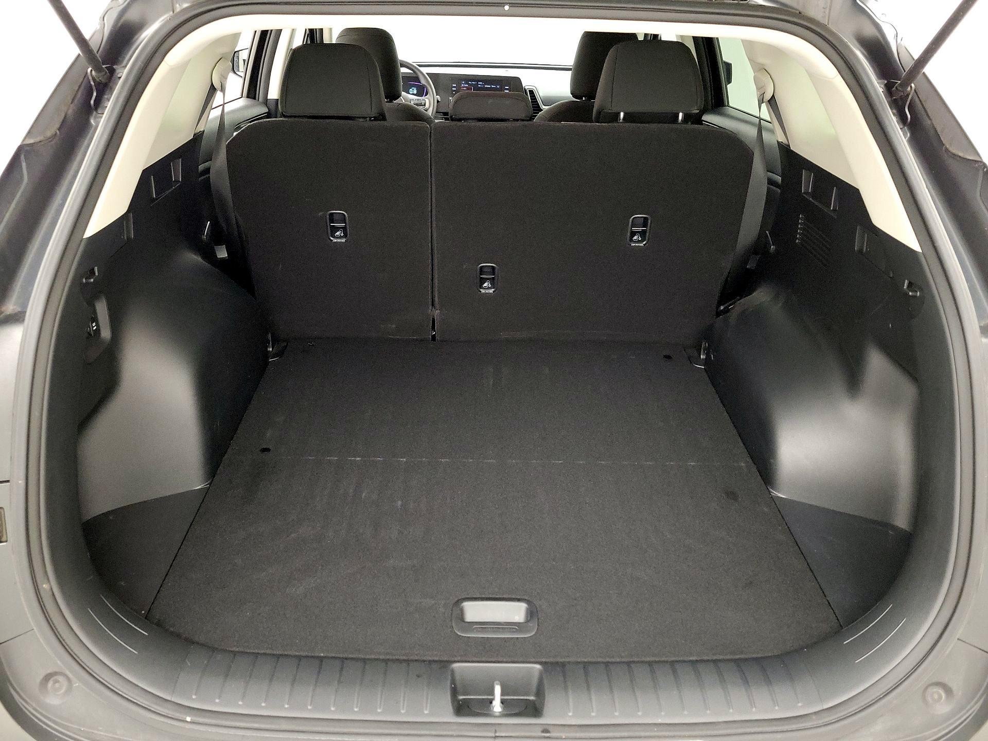 Thumbnail: 2023 Kia Sportage - 20