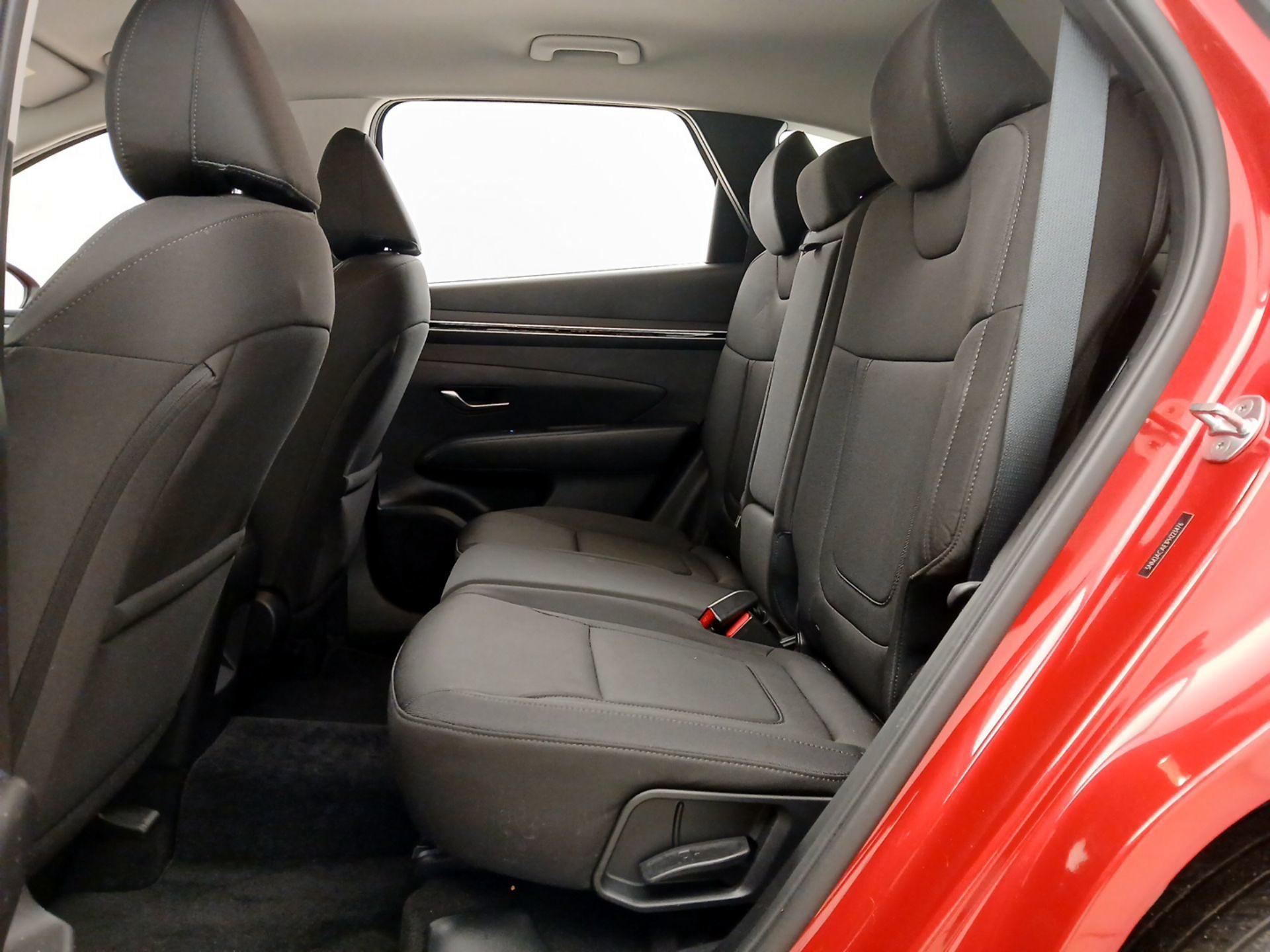 Thumbnail: 2023 Hyundai Tucson - 19