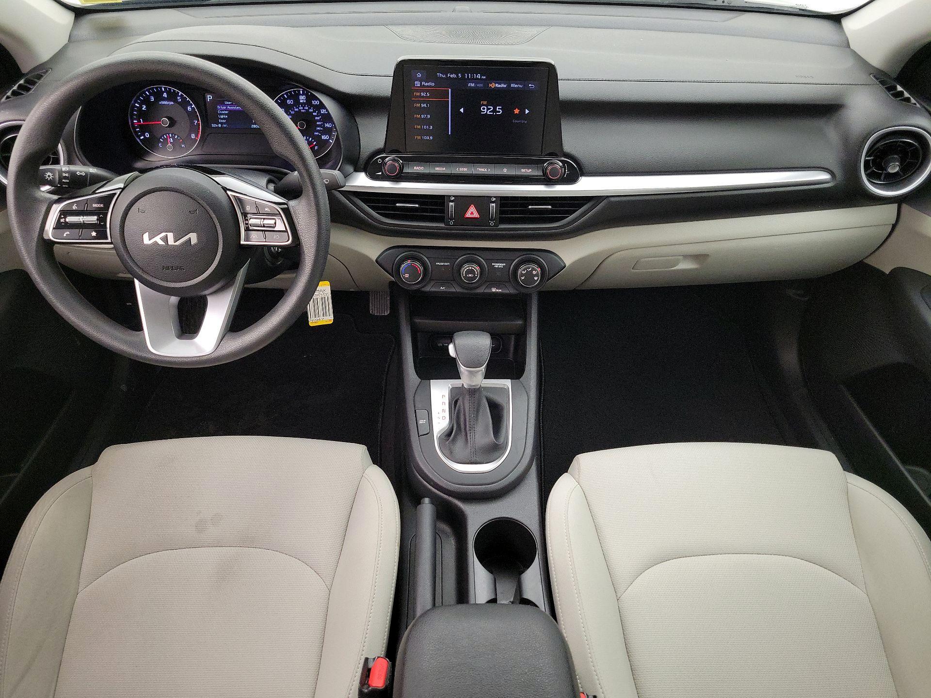 Thumbnail: 2023 Kia Forte - 9