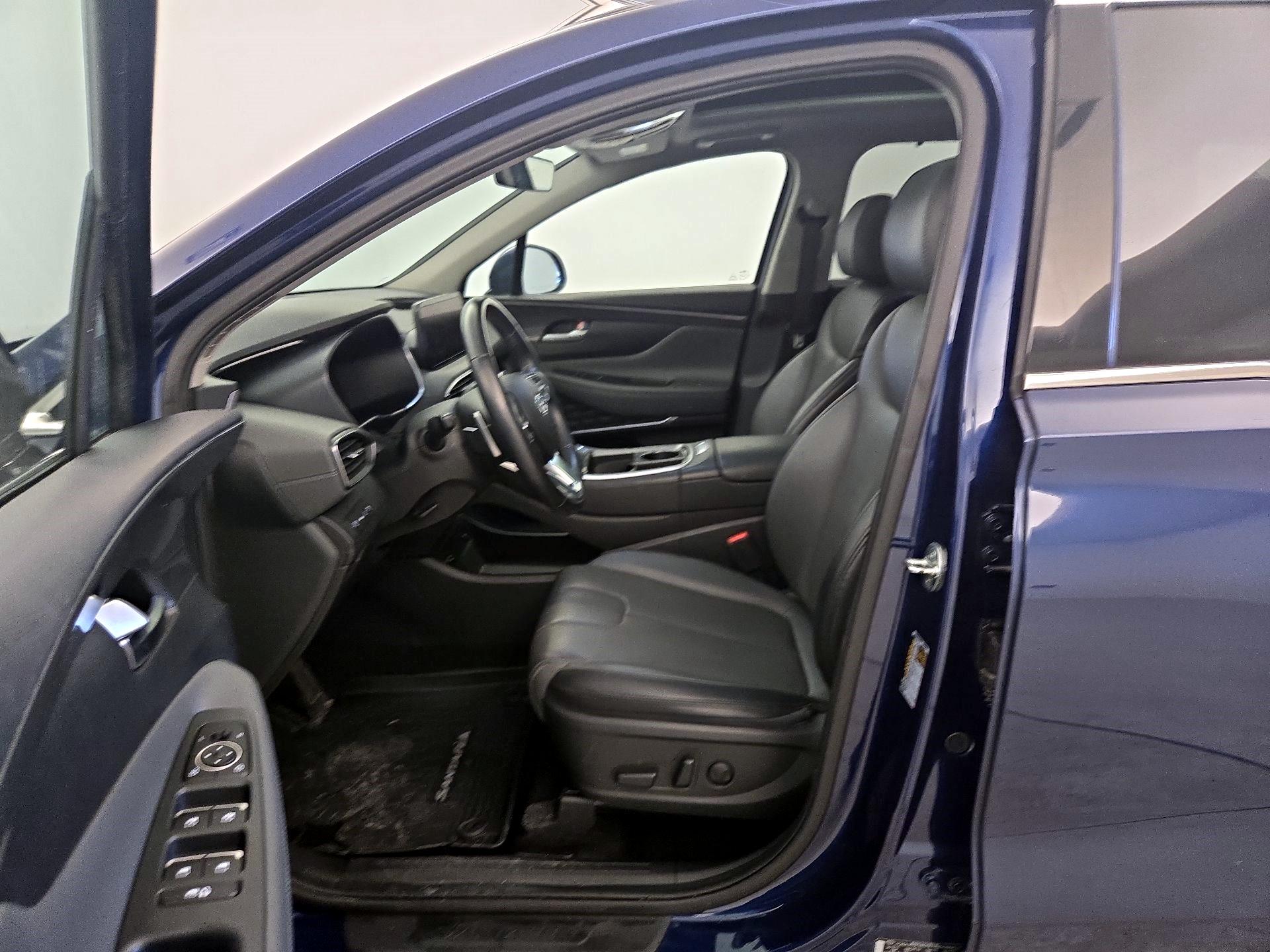 Thumbnail: 2023 Hyundai Santa Fe - 9