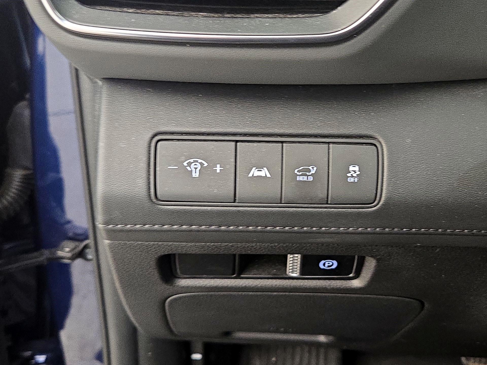 Thumbnail: 2023 Hyundai Santa Fe - 11