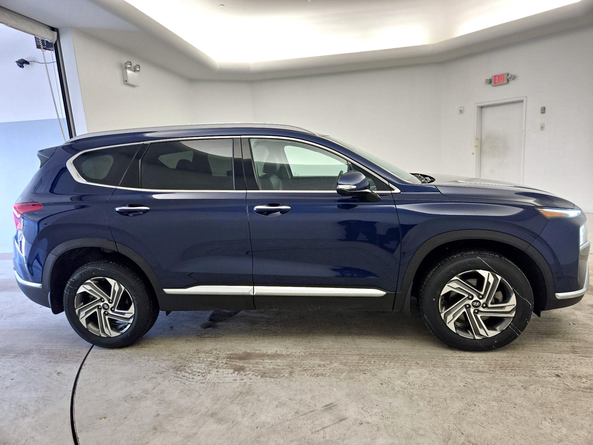 Thumbnail: 2023 Hyundai Santa Fe - 4