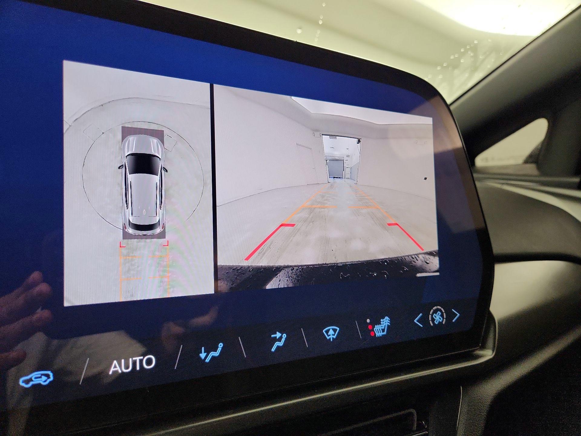 Thumbnail: 2024 Chevrolet Equinox - 15