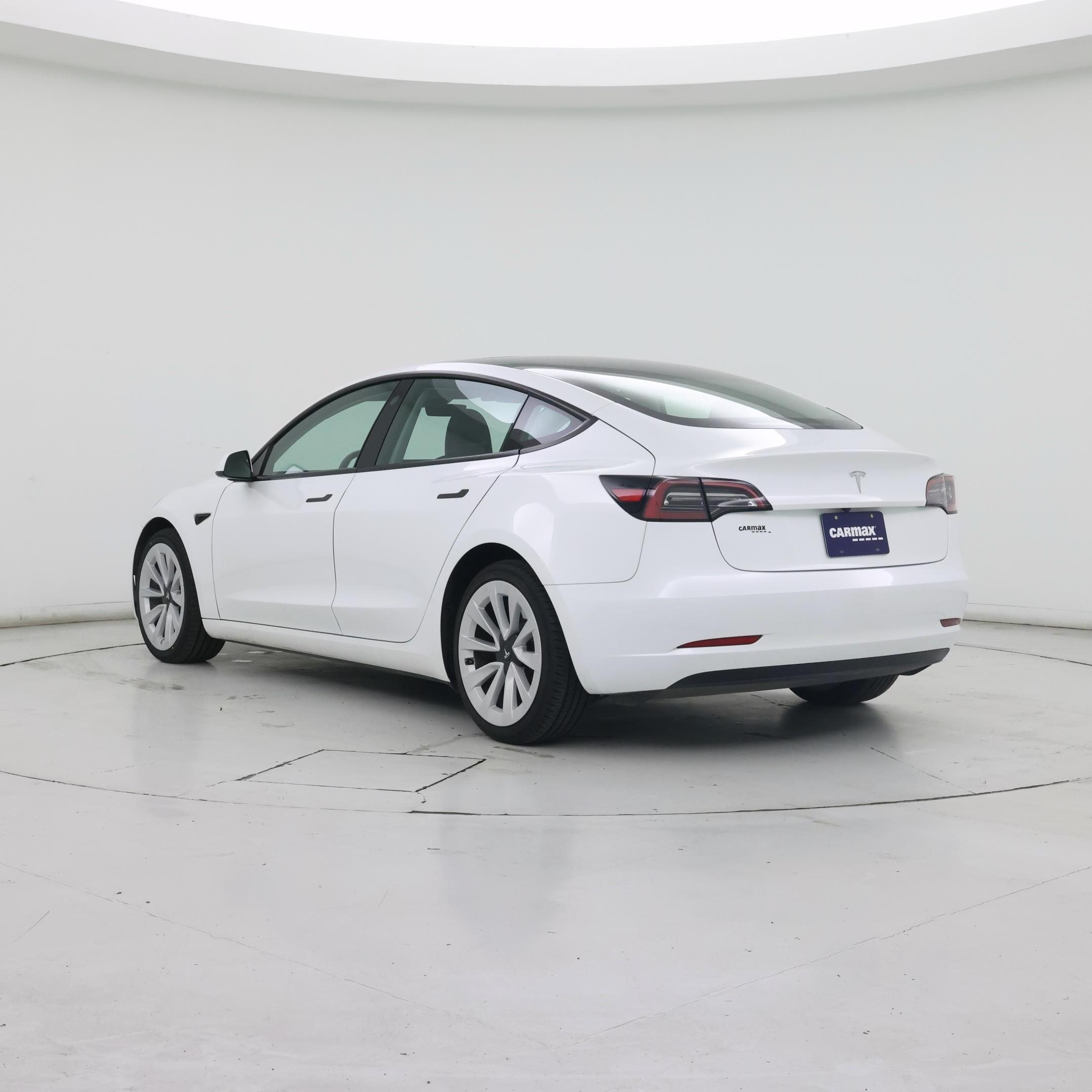 Thumbnail: 2023 Tesla Model 3 - 2