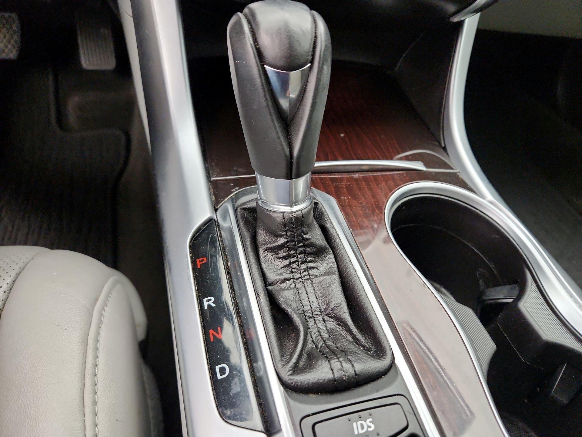 Thumbnail: 2015 Acura TLX - 16