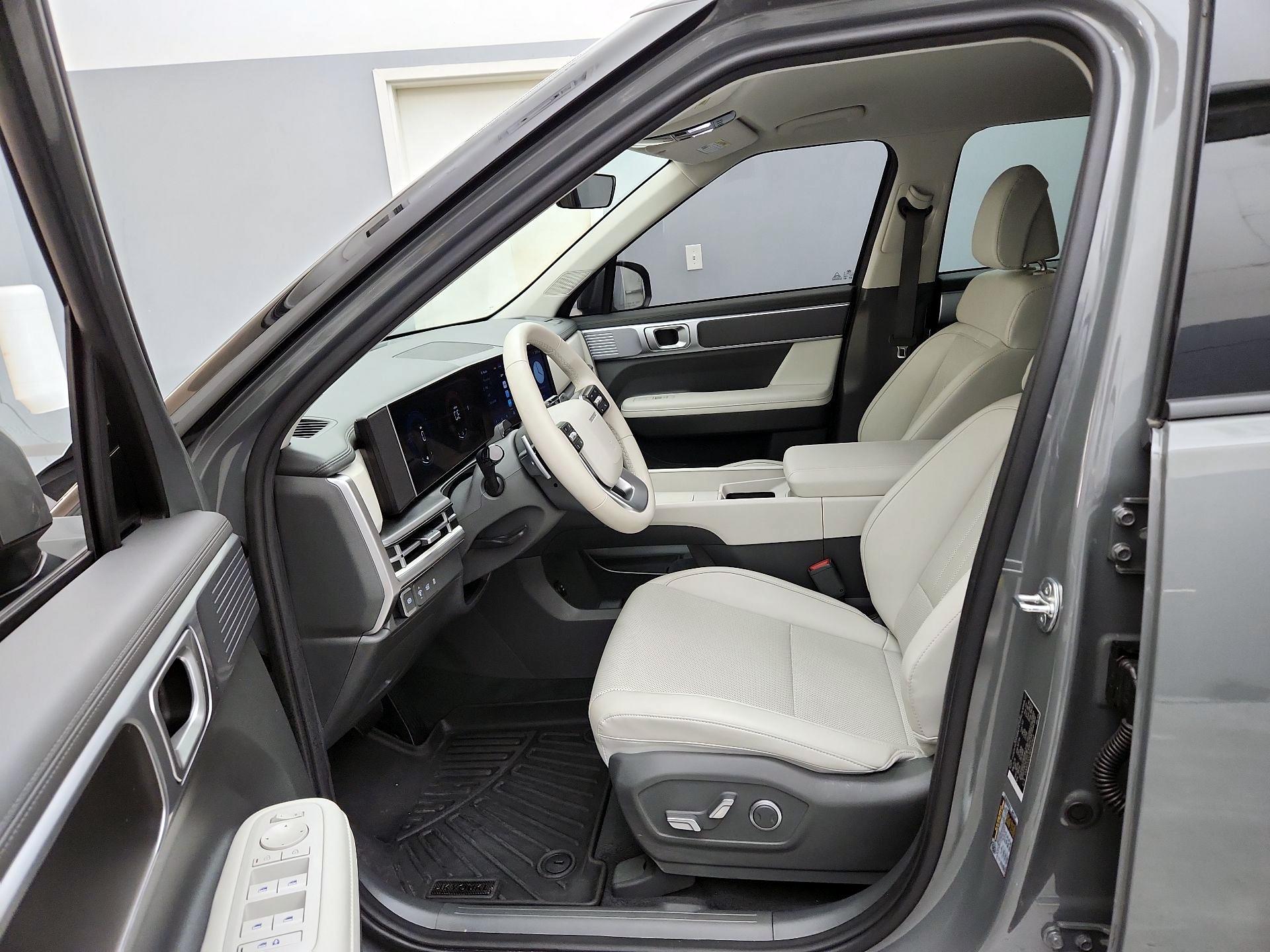 Thumbnail: 2024 Hyundai Santa Fe - 11