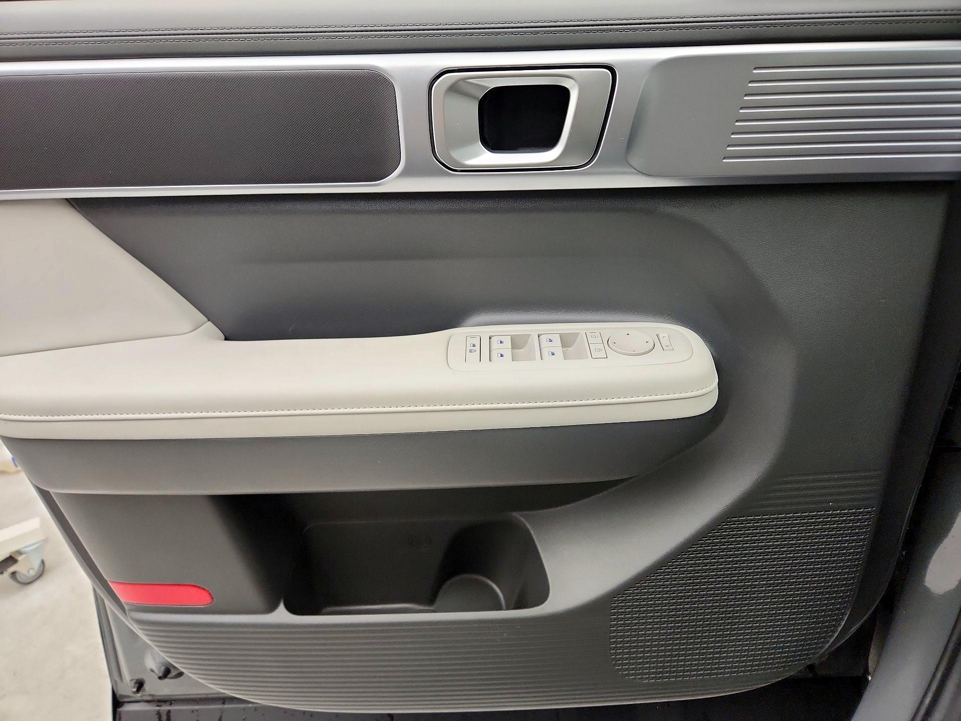 Thumbnail: 2024 Hyundai Santa Fe - 12