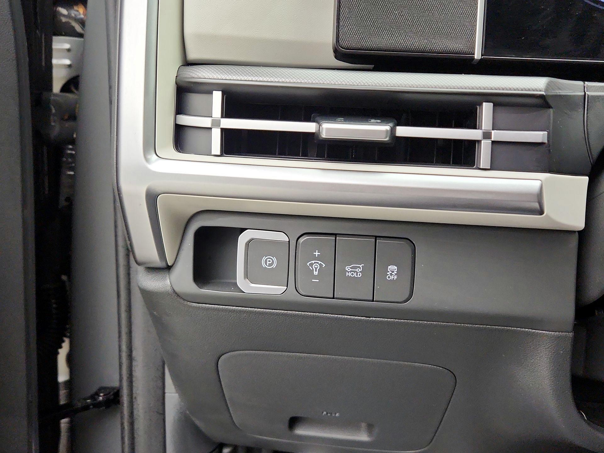 Thumbnail: 2024 Hyundai Santa Fe - 13