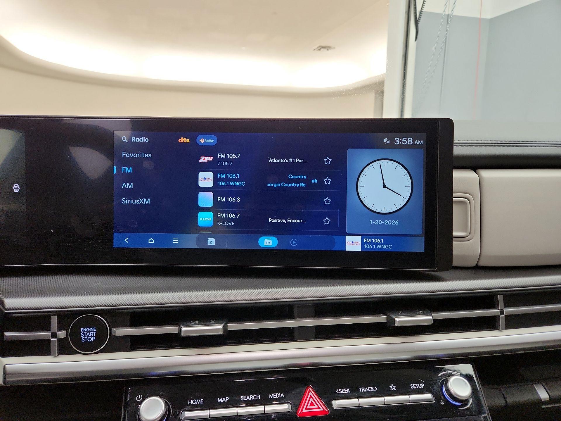 Thumbnail: 2024 Hyundai Santa Fe - 16