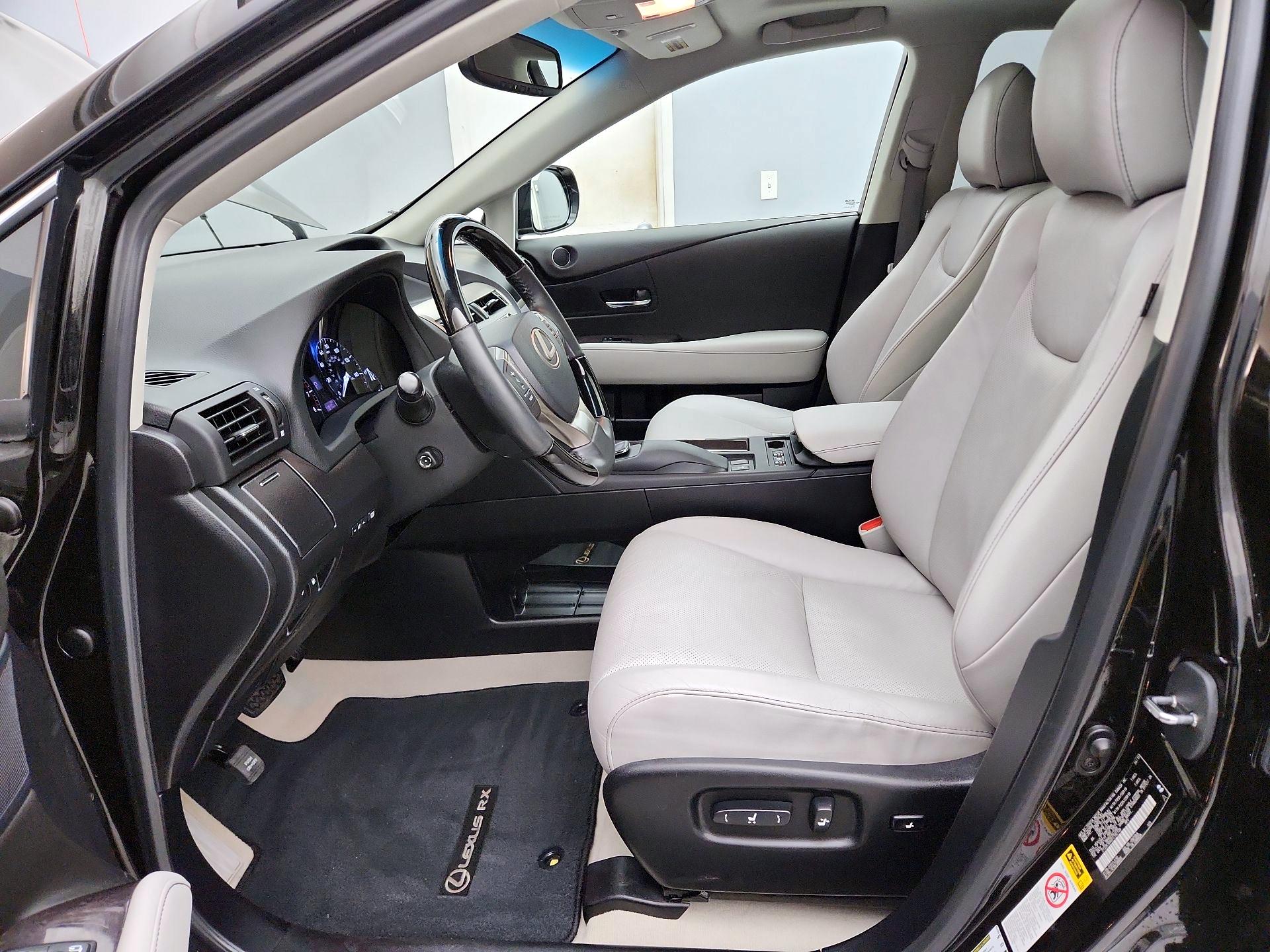 Thumbnail: 2015 Lexus RX - 11