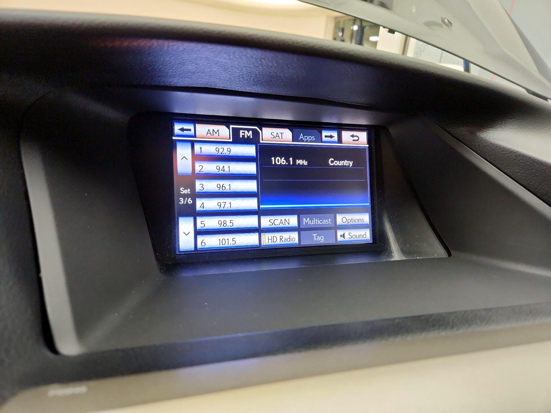 Thumbnail: 2015 Lexus RX - 16