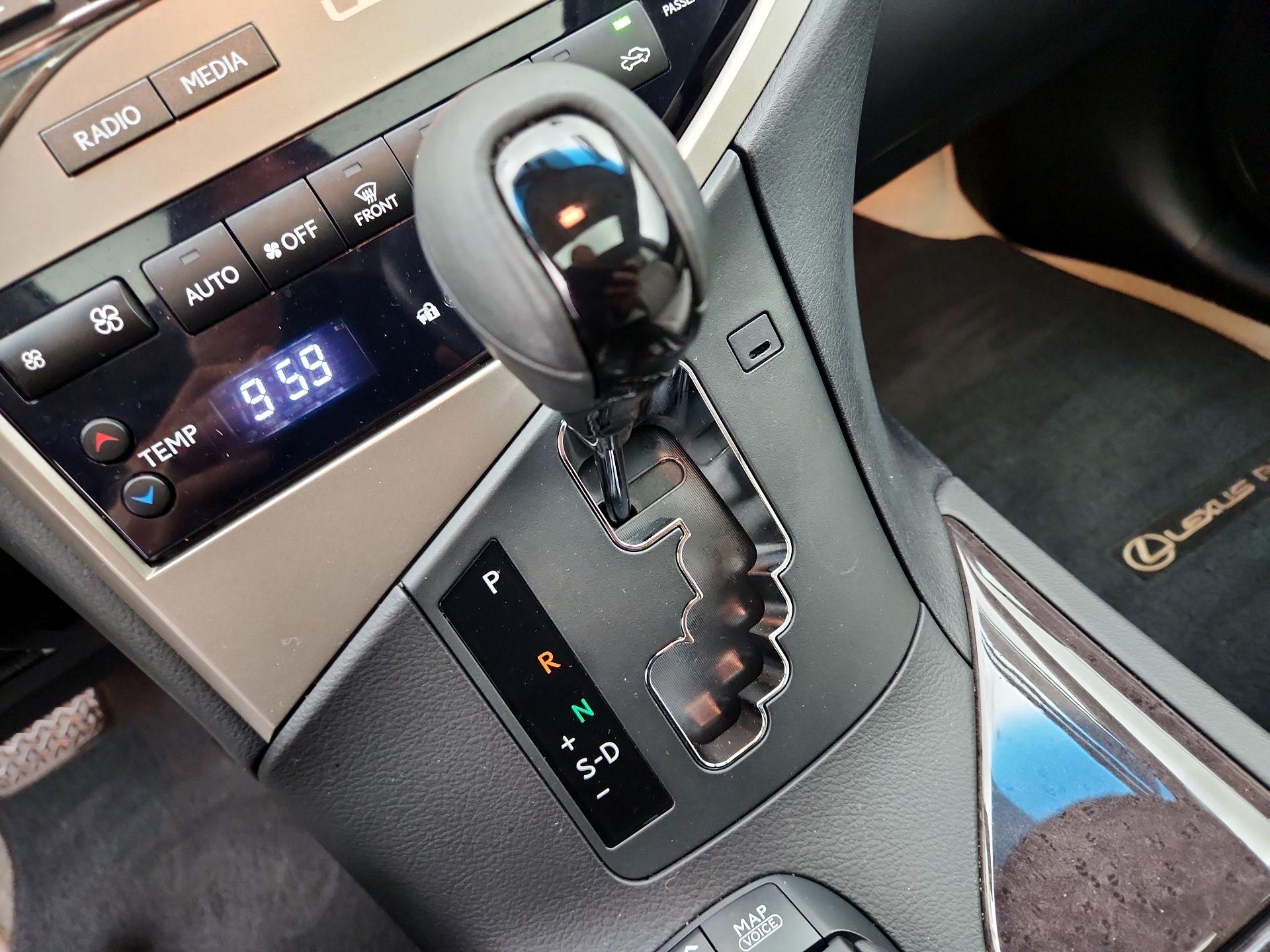 Thumbnail: 2015 Lexus RX - 18