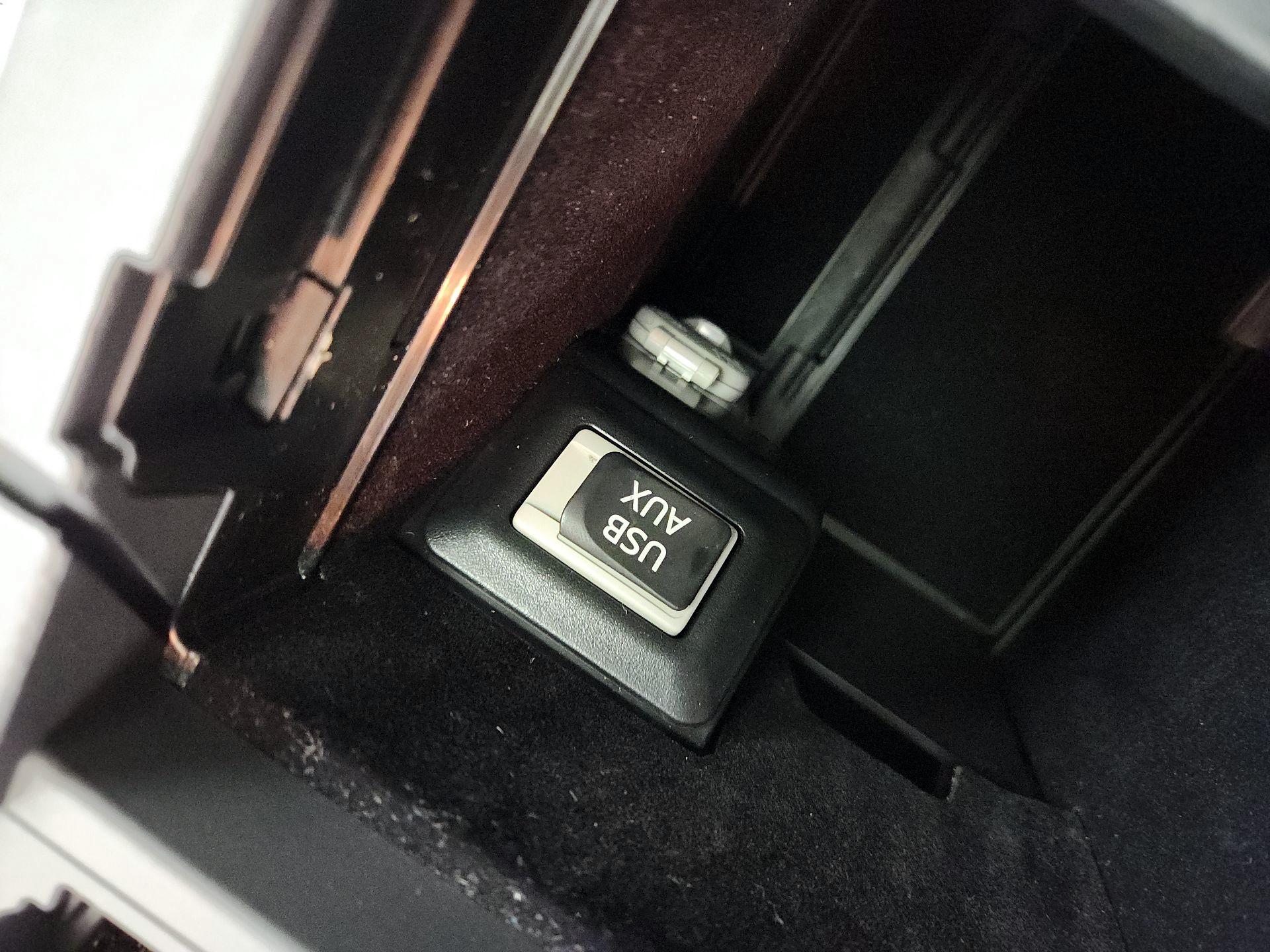 Thumbnail: 2015 Lexus RX - 19