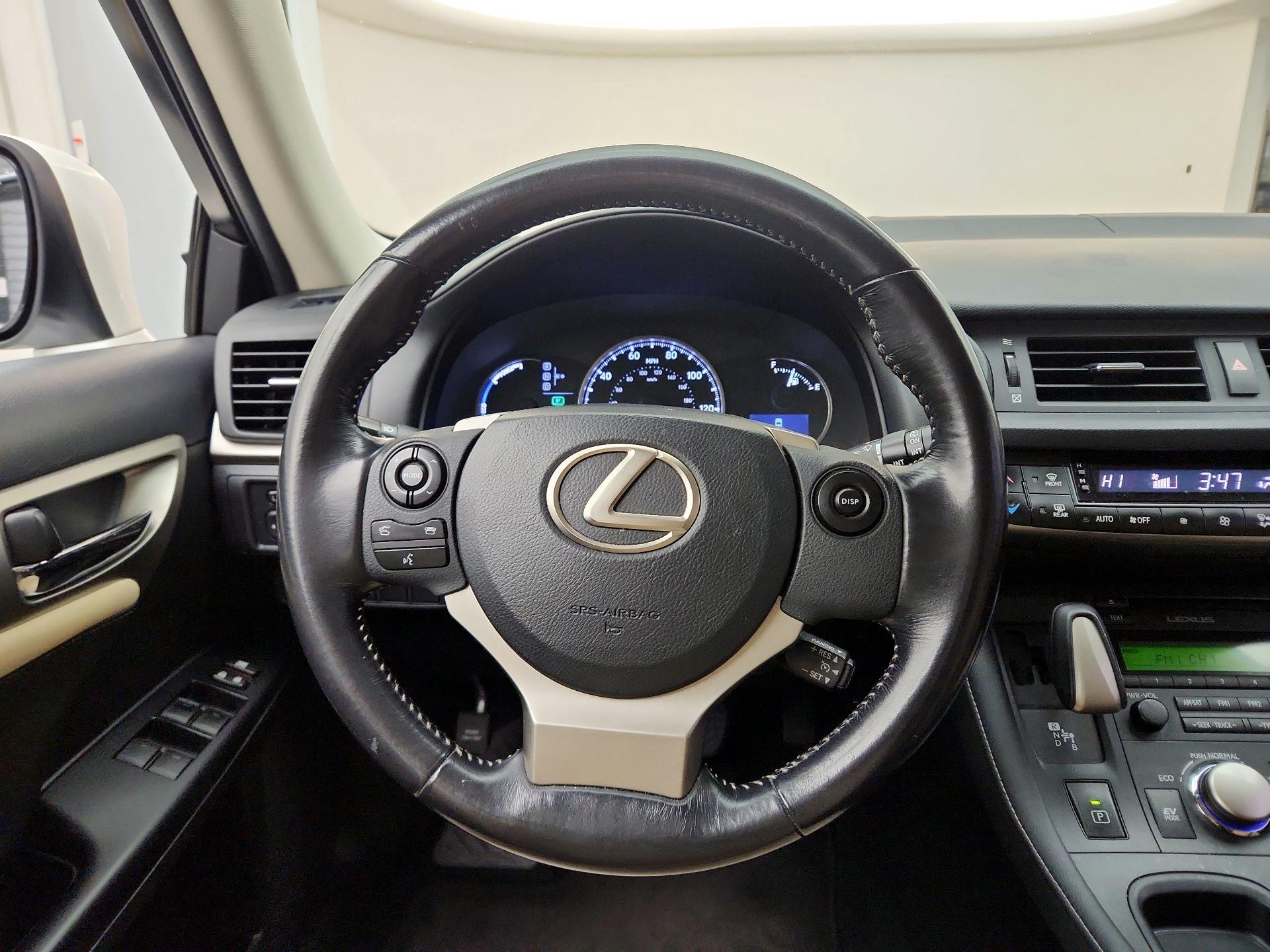 Thumbnail: 2016 Lexus CT - 10