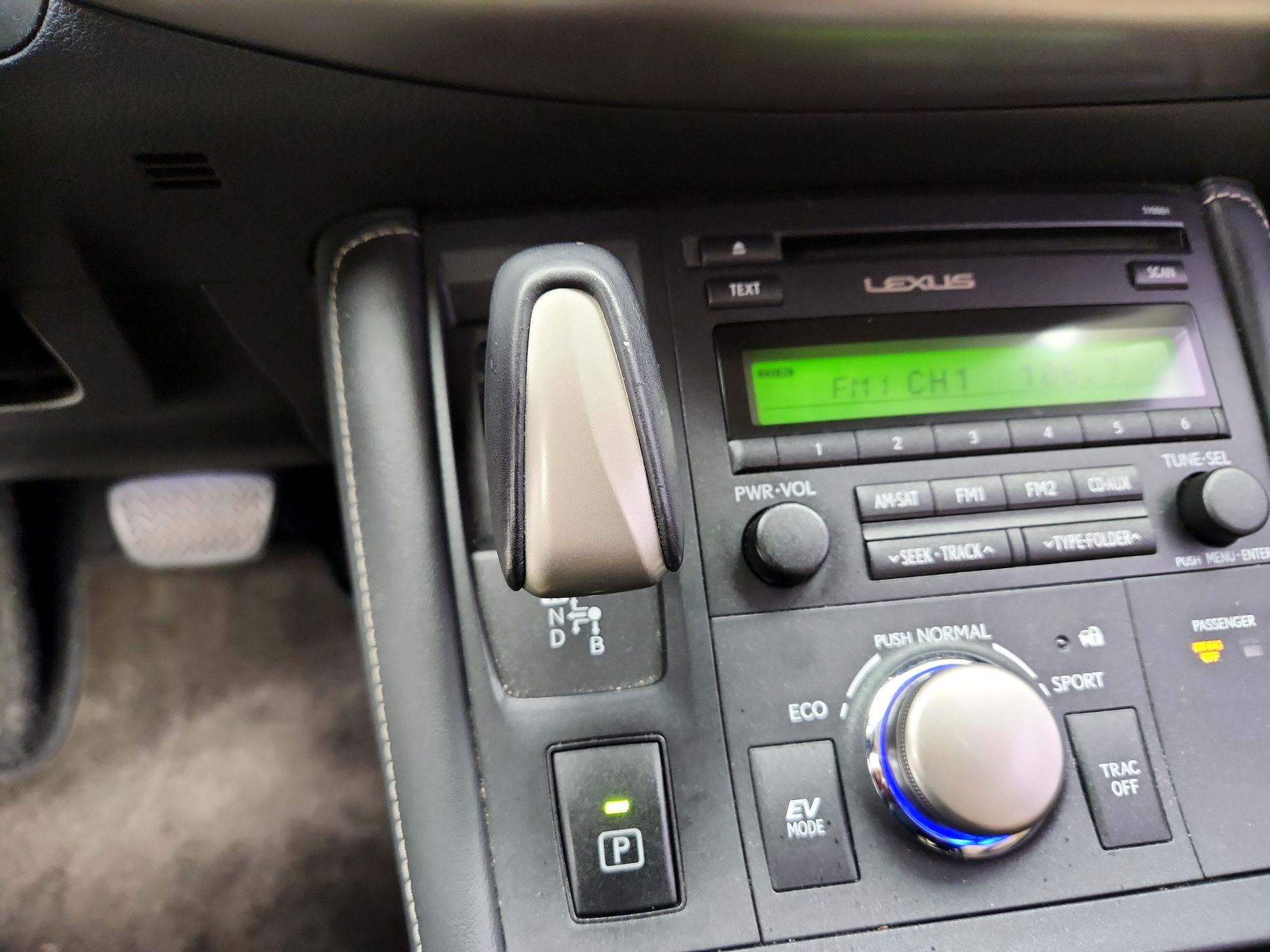 Thumbnail: 2016 Lexus CT - 17