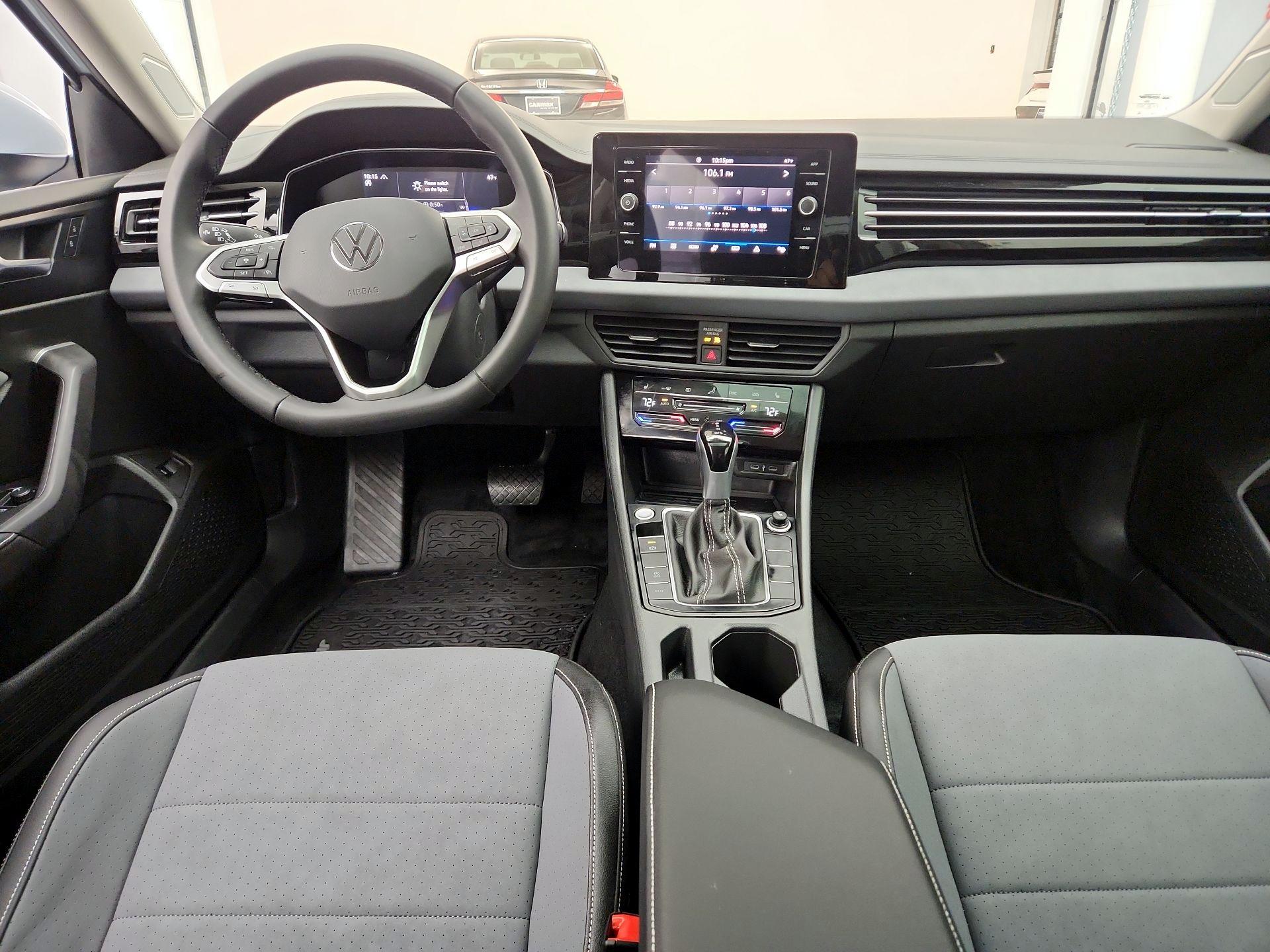 Thumbnail: 2025 Volkswagen Jetta - 9