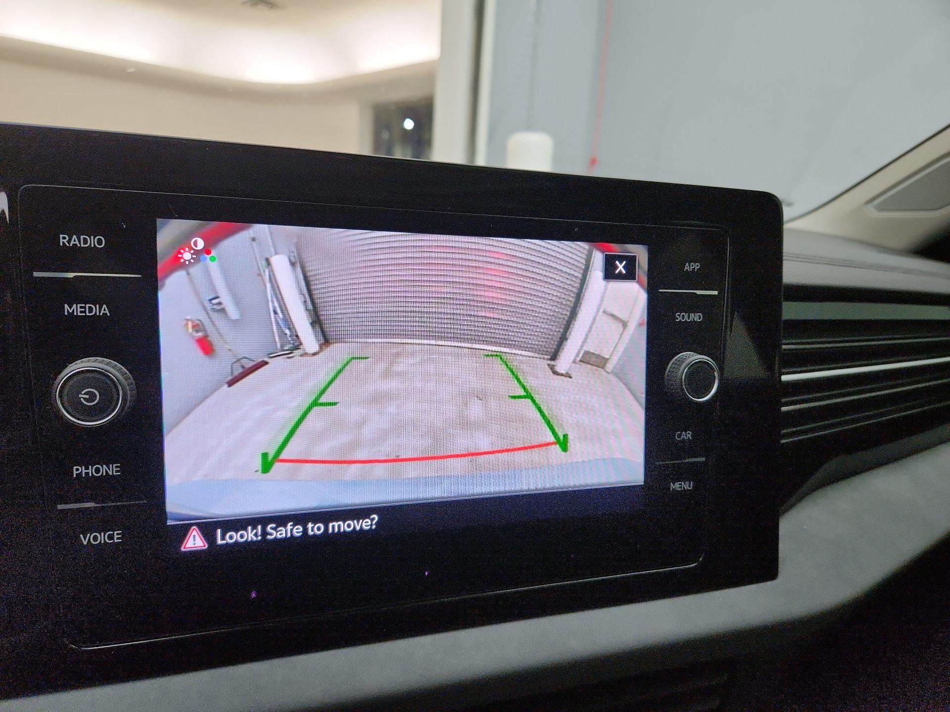 Thumbnail: 2025 Volkswagen Jetta - 14