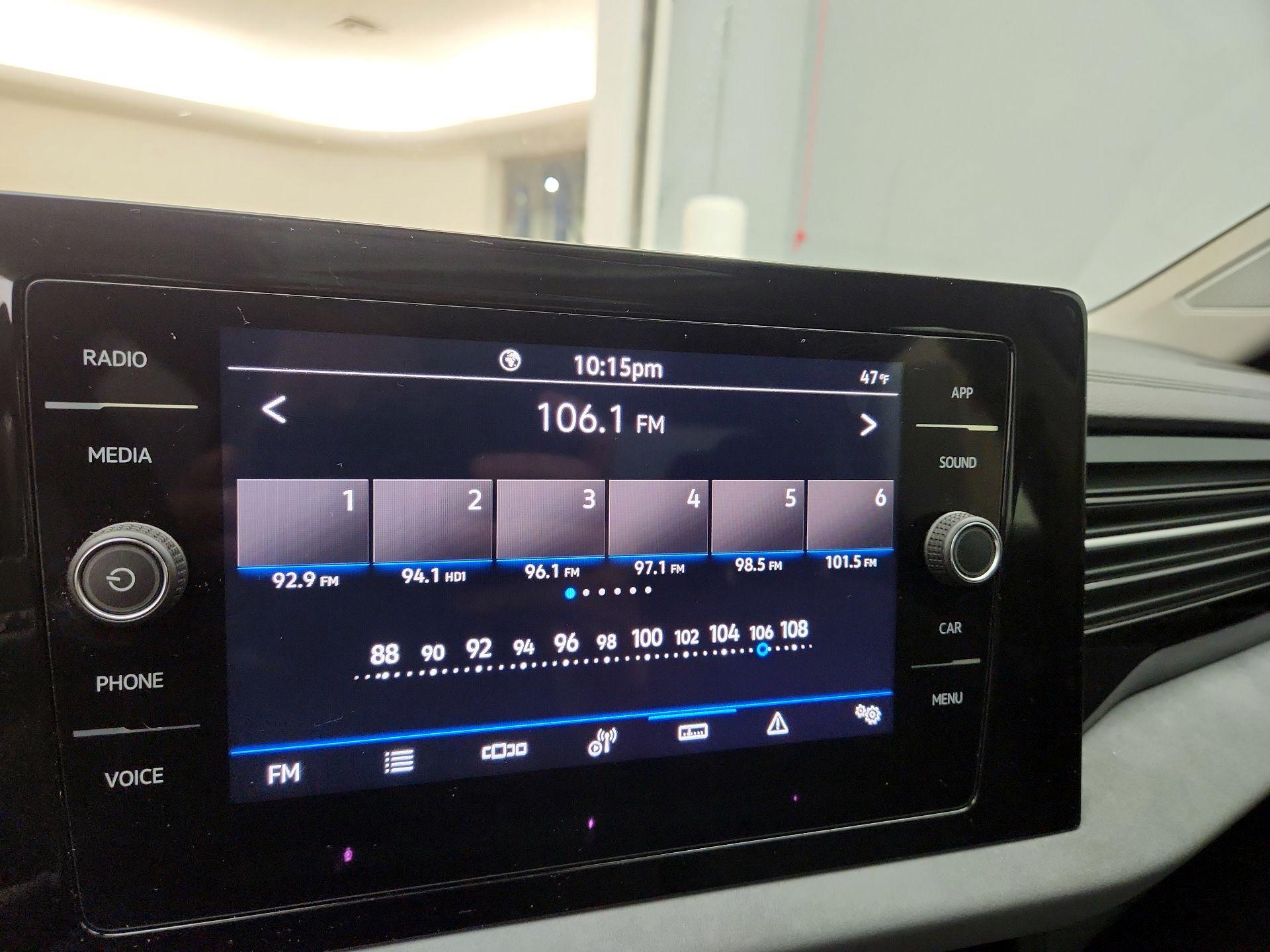 Thumbnail: 2025 Volkswagen Jetta - 15