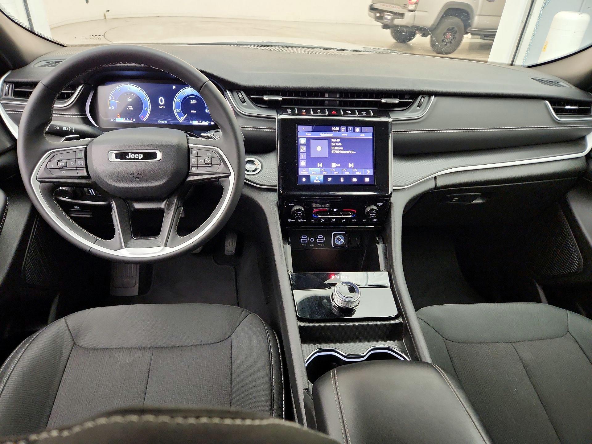 Thumbnail: 2024 Jeep Grand Cherokee - 9