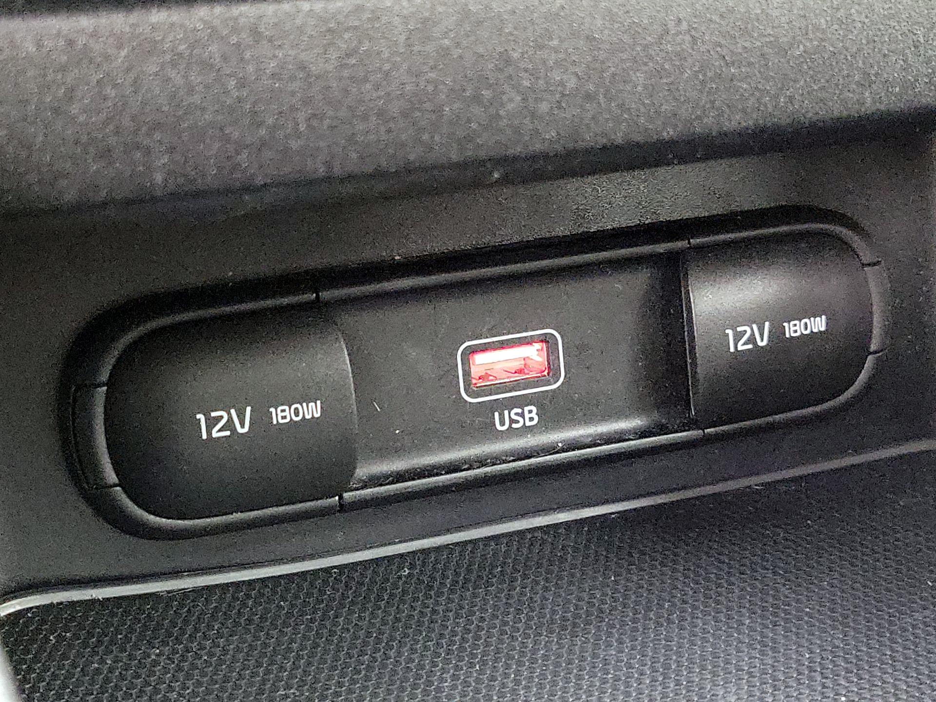 Thumbnail: 2023 Kia Forte - 18