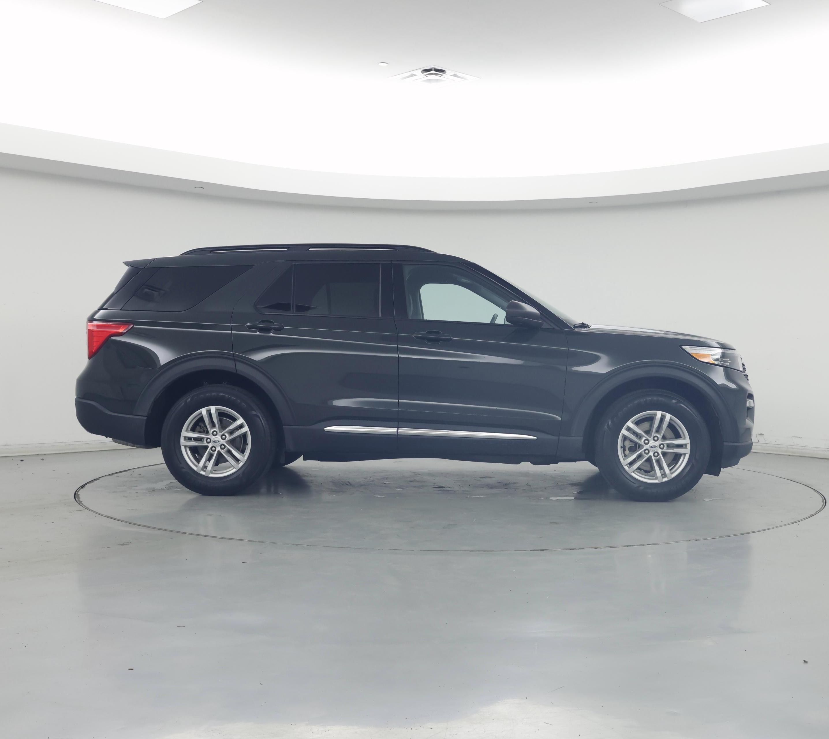 Thumbnail: 2023 Ford Explorer - 7