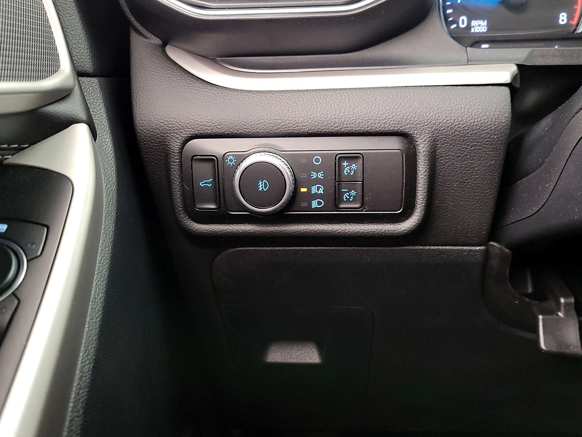 Thumbnail: 2023 Ford Explorer - 13