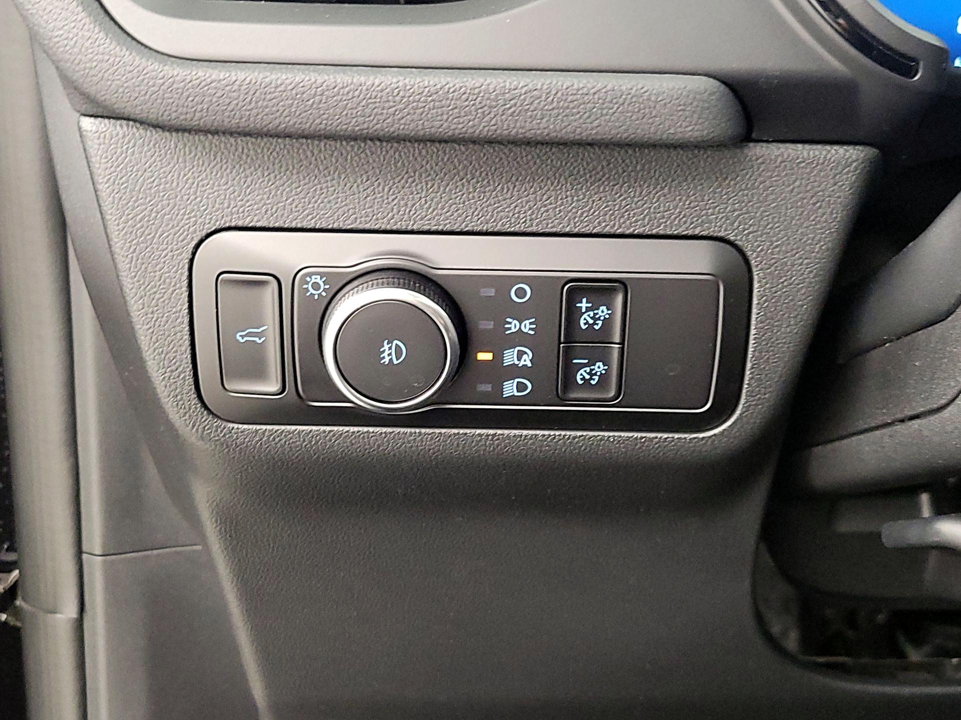 Thumbnail: 2023 Ford Escape - 13