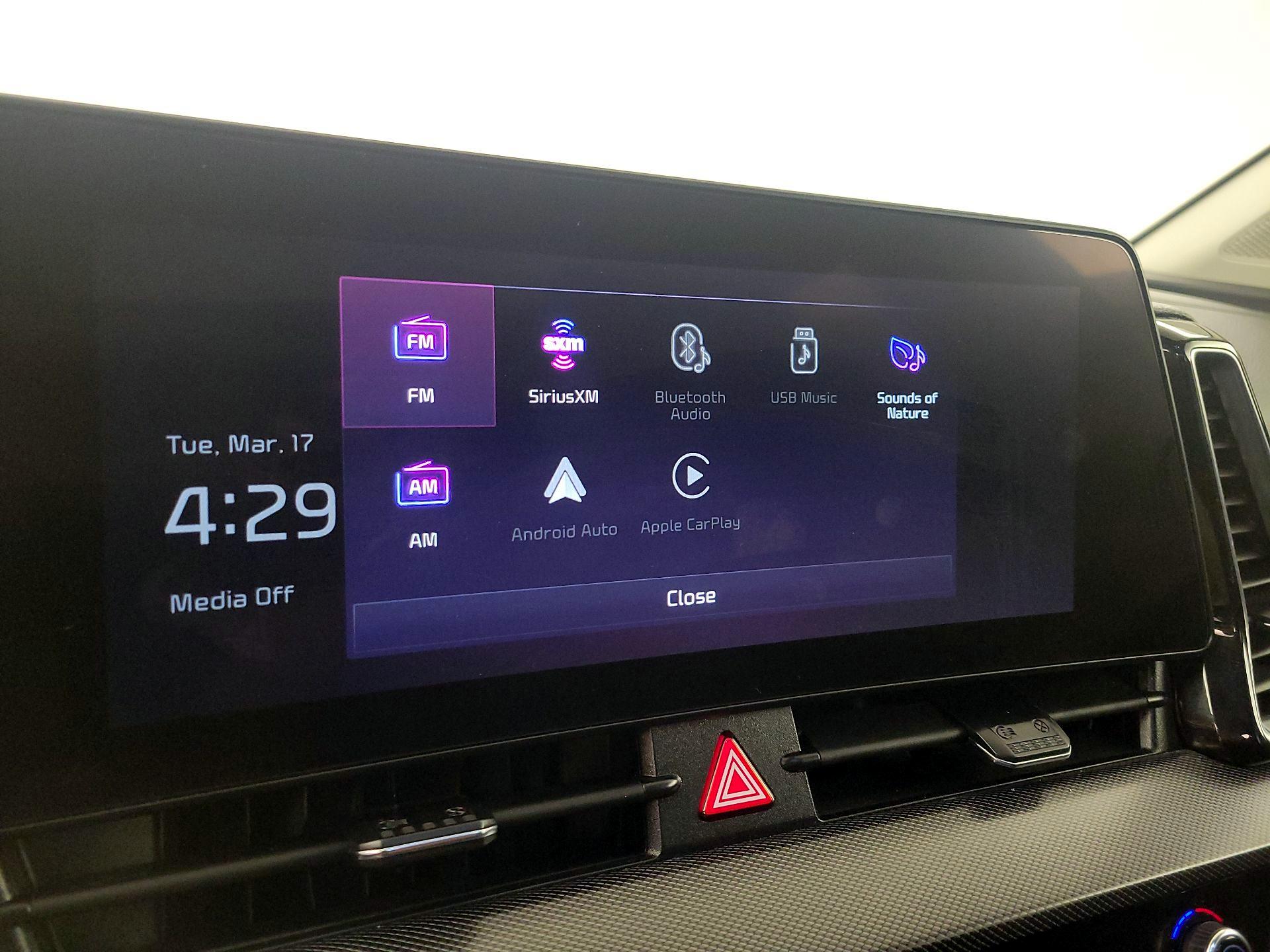 Thumbnail: 2023 Kia Sportage - 16