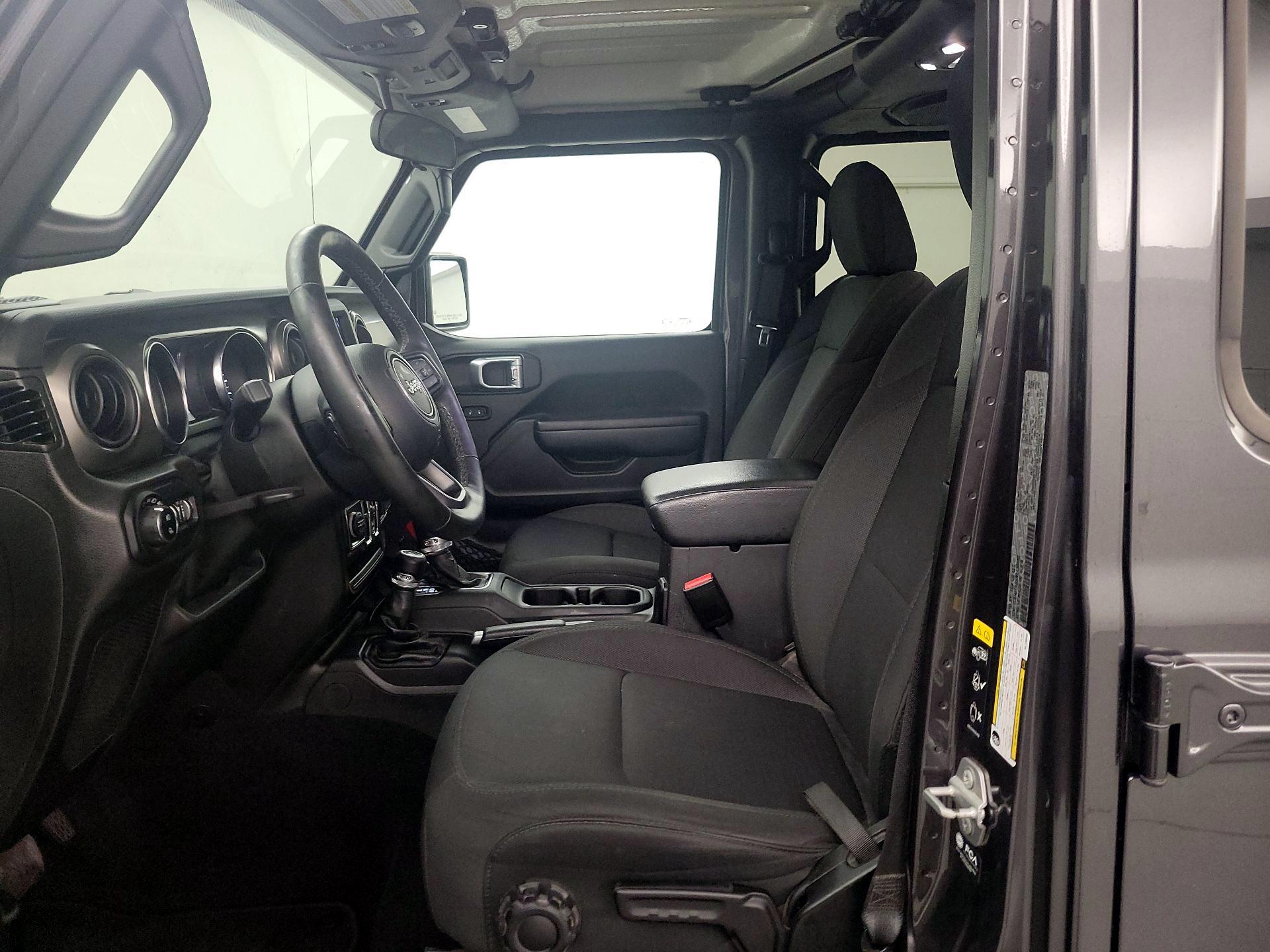 Thumbnail: 2022 Jeep Gladiator - 11