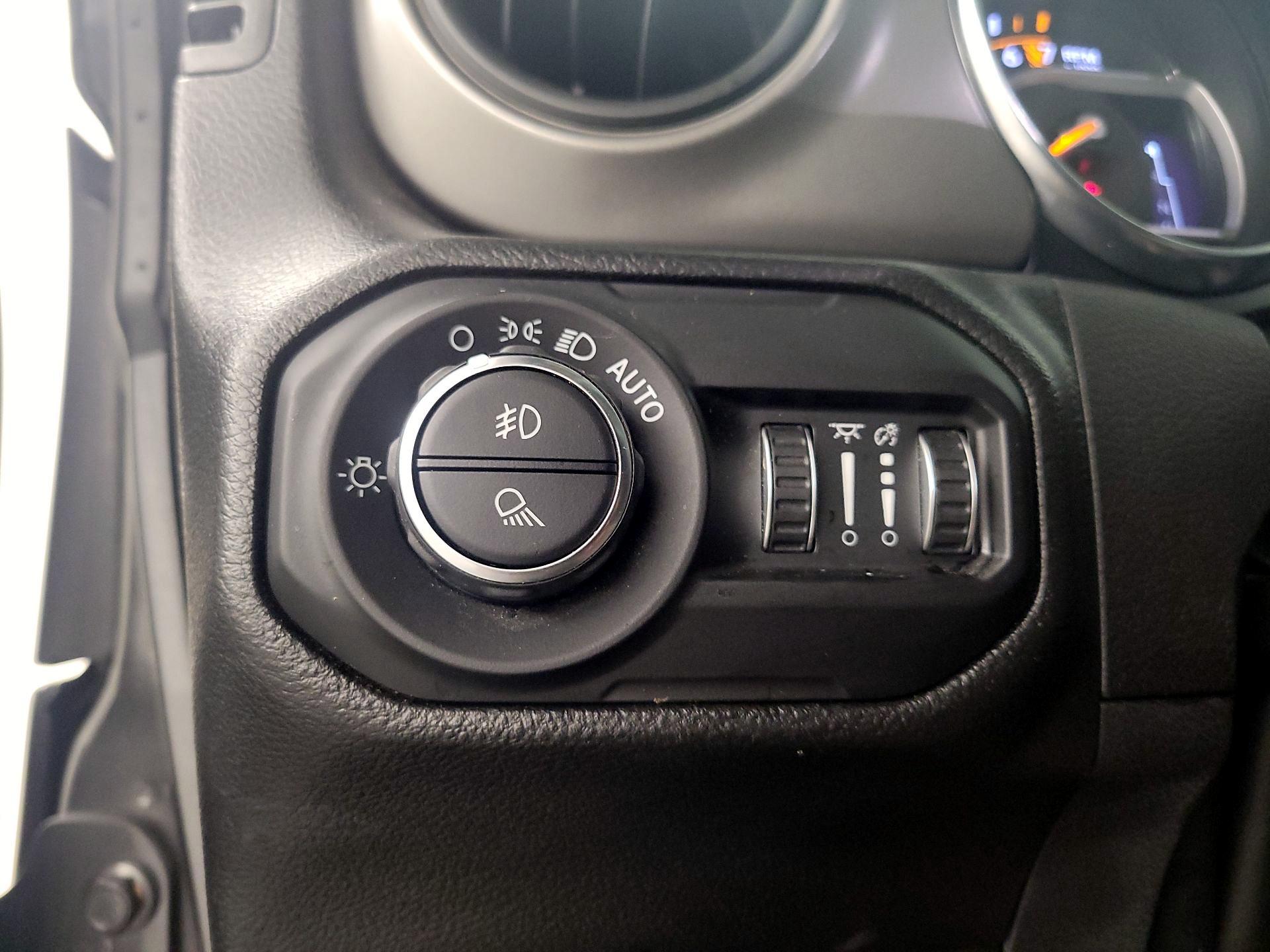 Thumbnail: 2022 Jeep Gladiator - 13